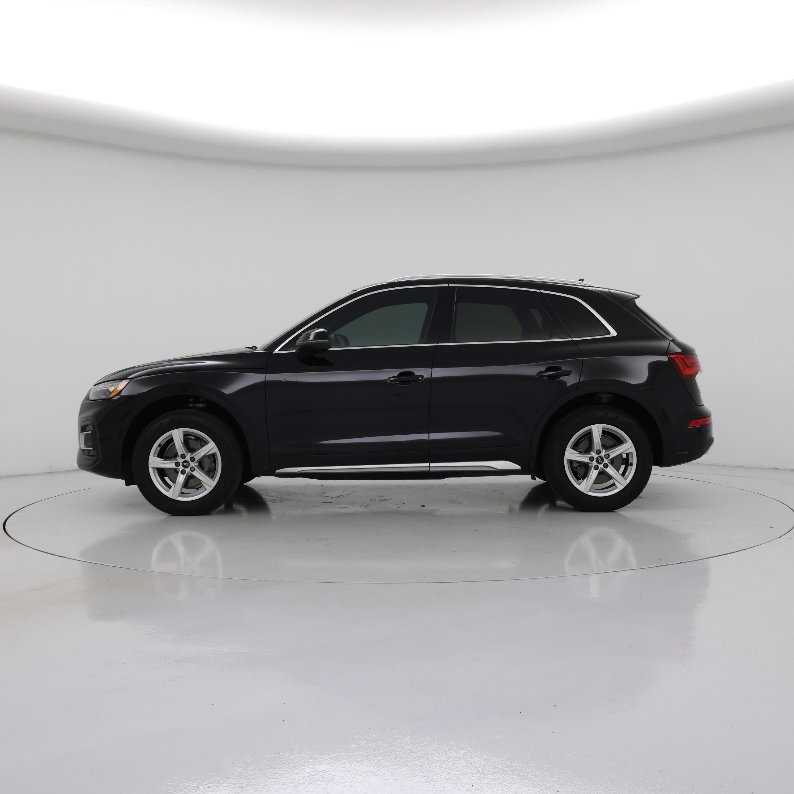 Thumbnail: 2021 Audi Q5 - 3