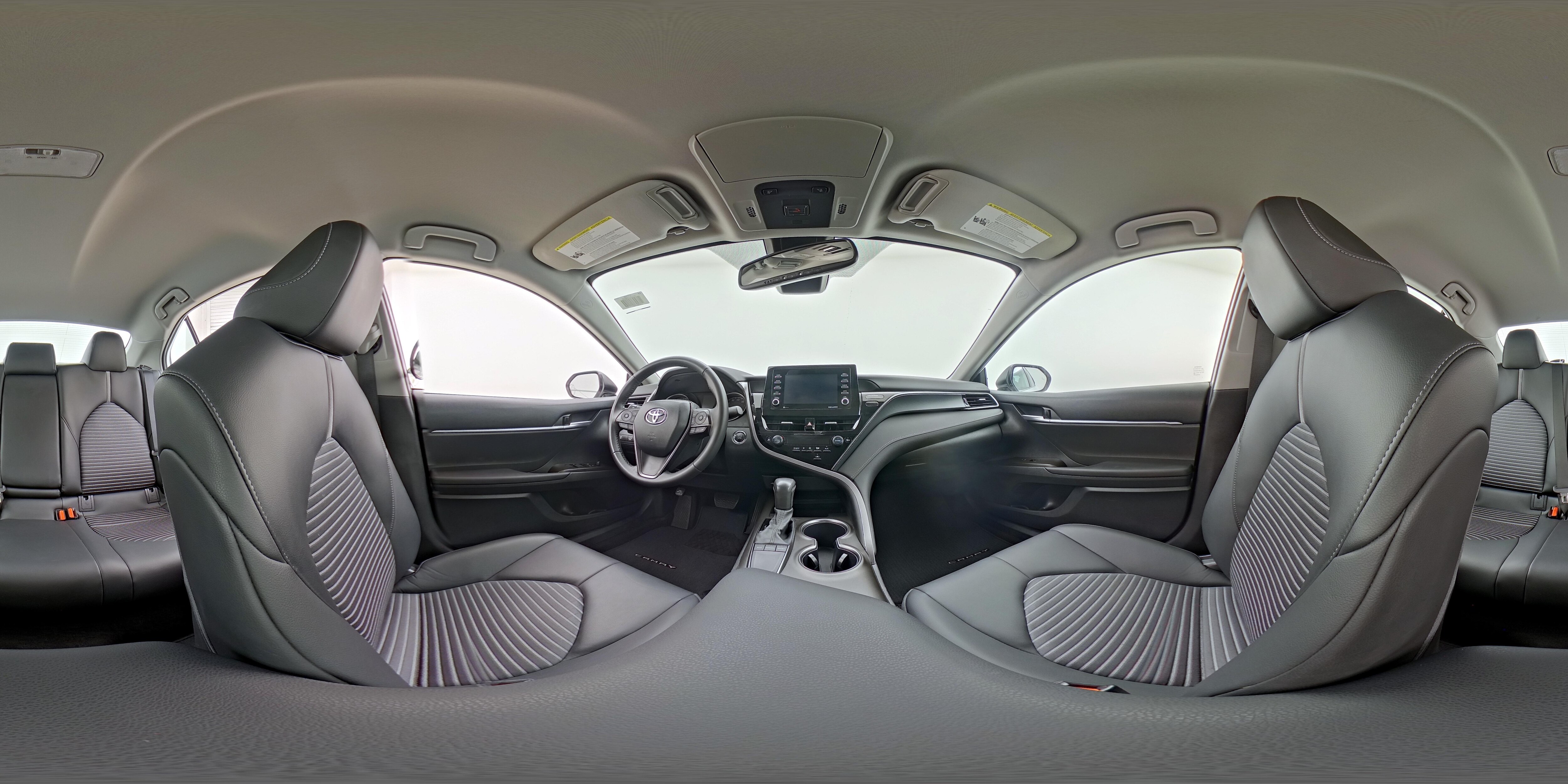2024 Toyota Camry SE - Photo 23