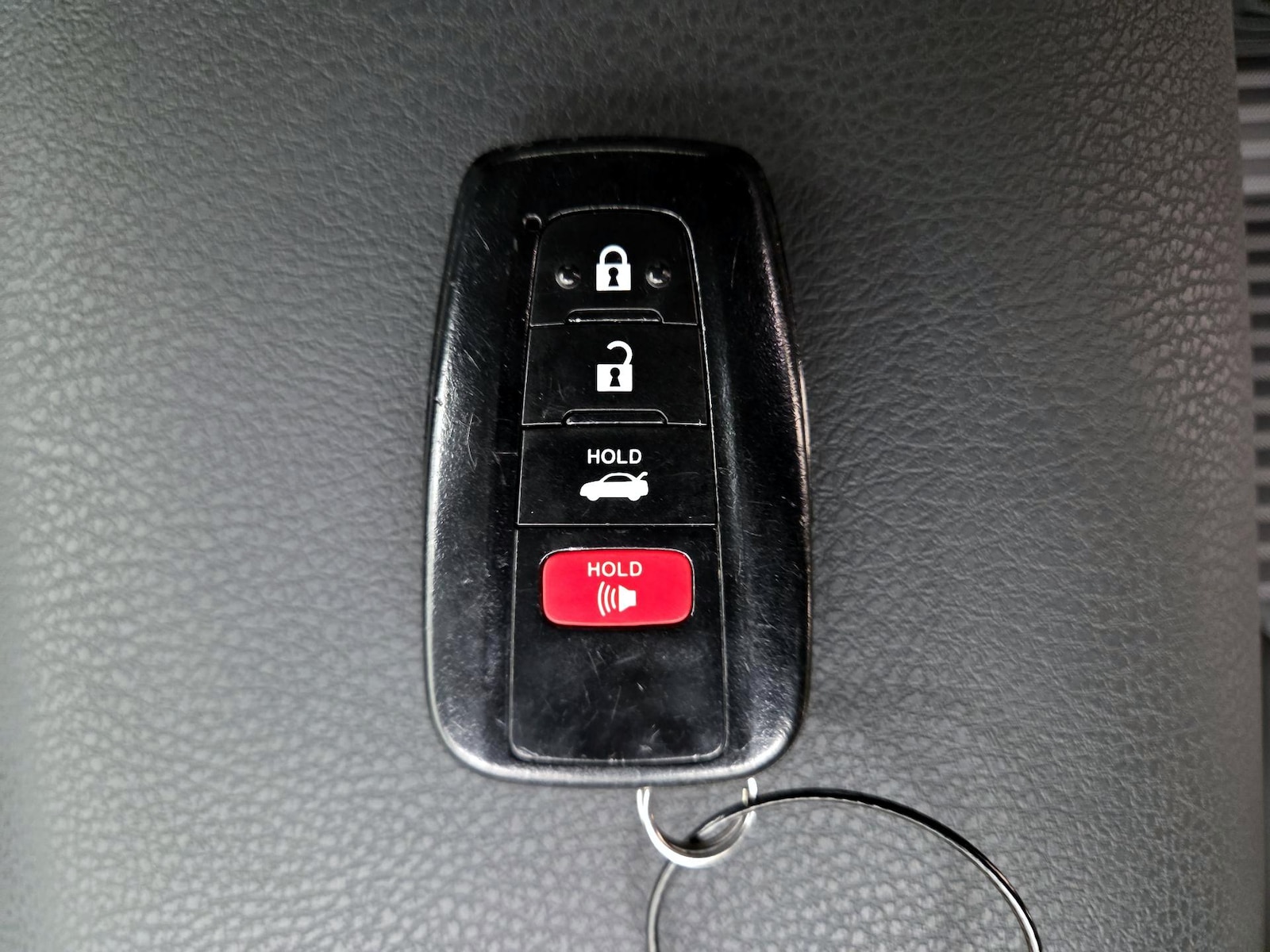 2024 Toyota Camry SE - Photo 22