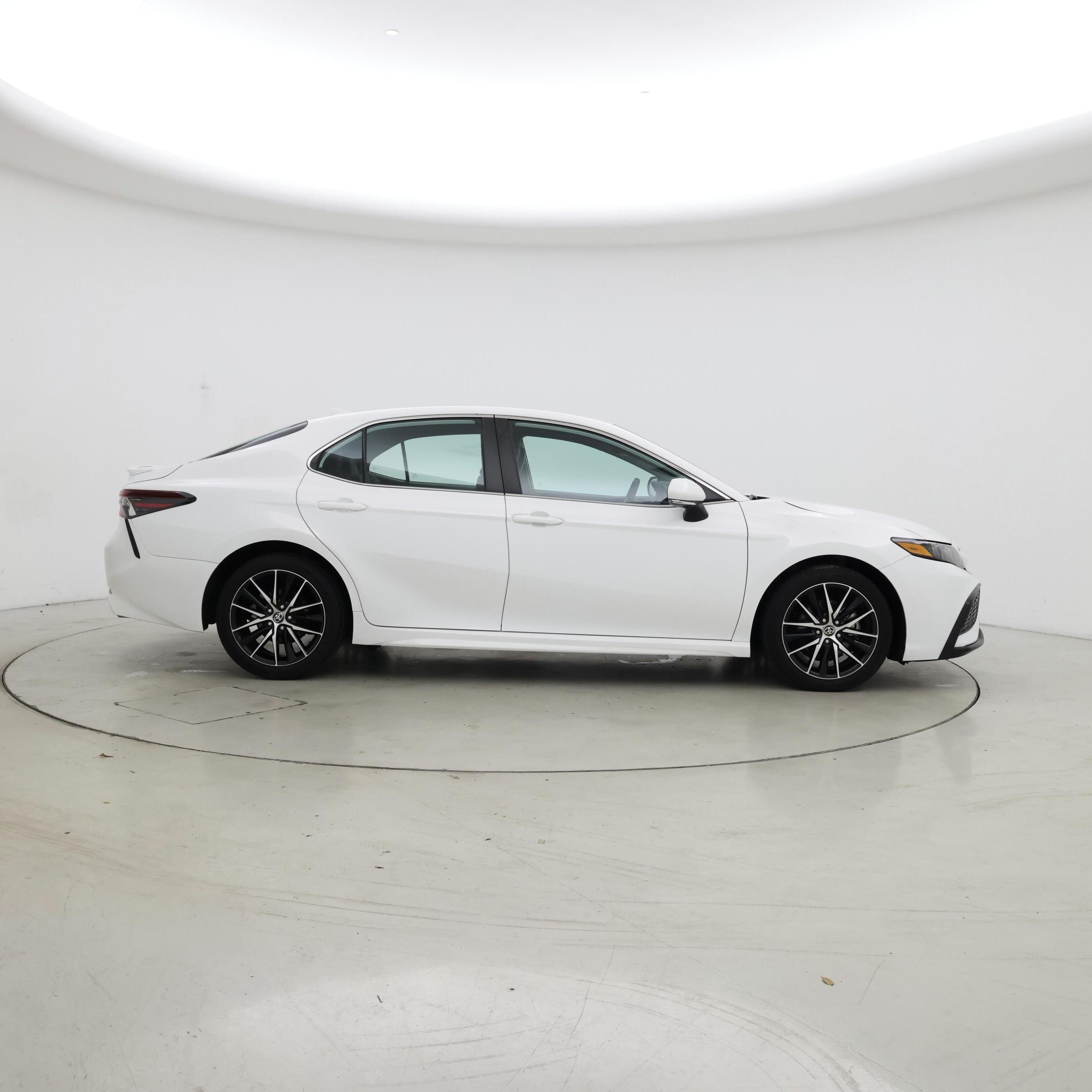 Thumbnail: 2024 Toyota Camry - 7