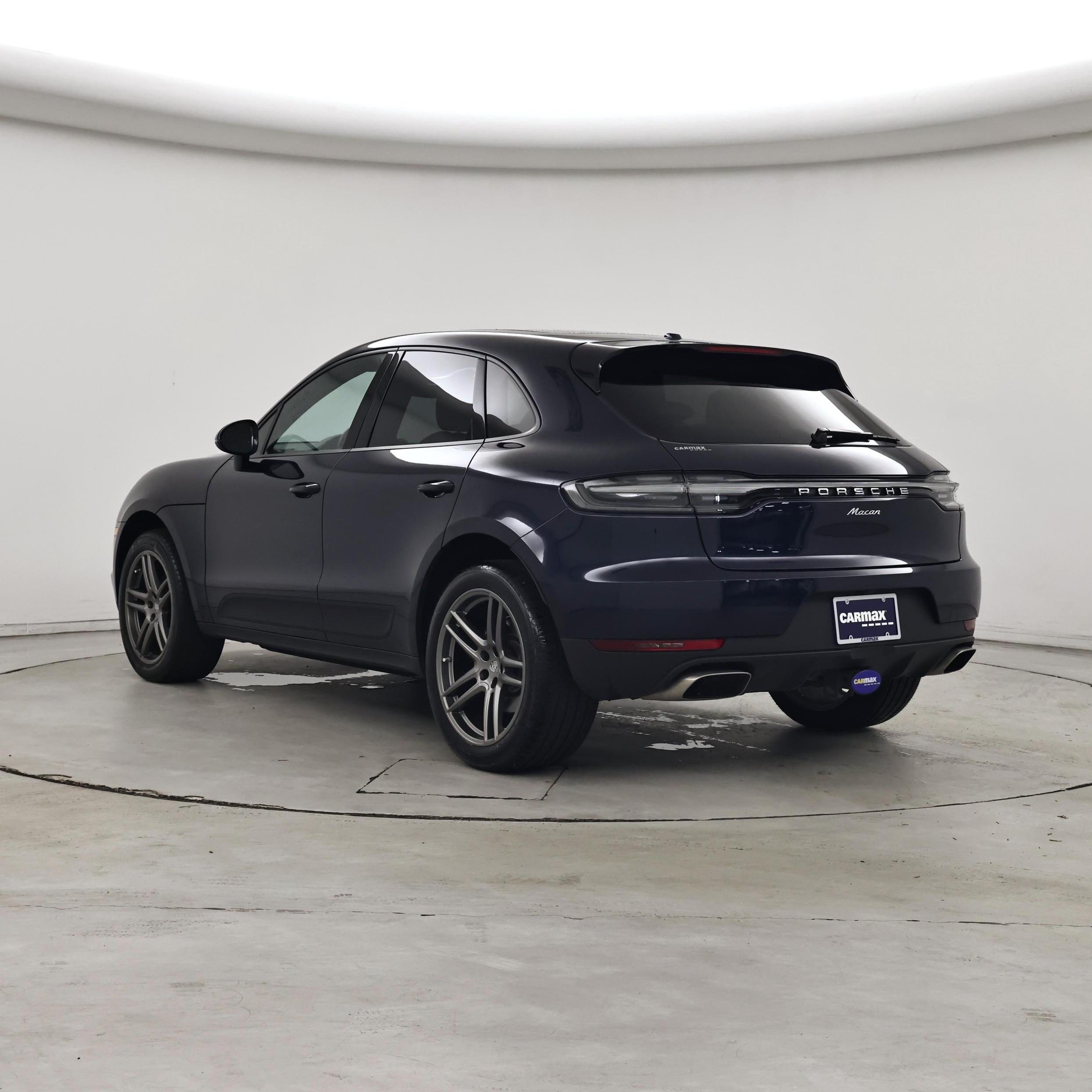 Thumbnail: 2020 Porsche Macan - 2