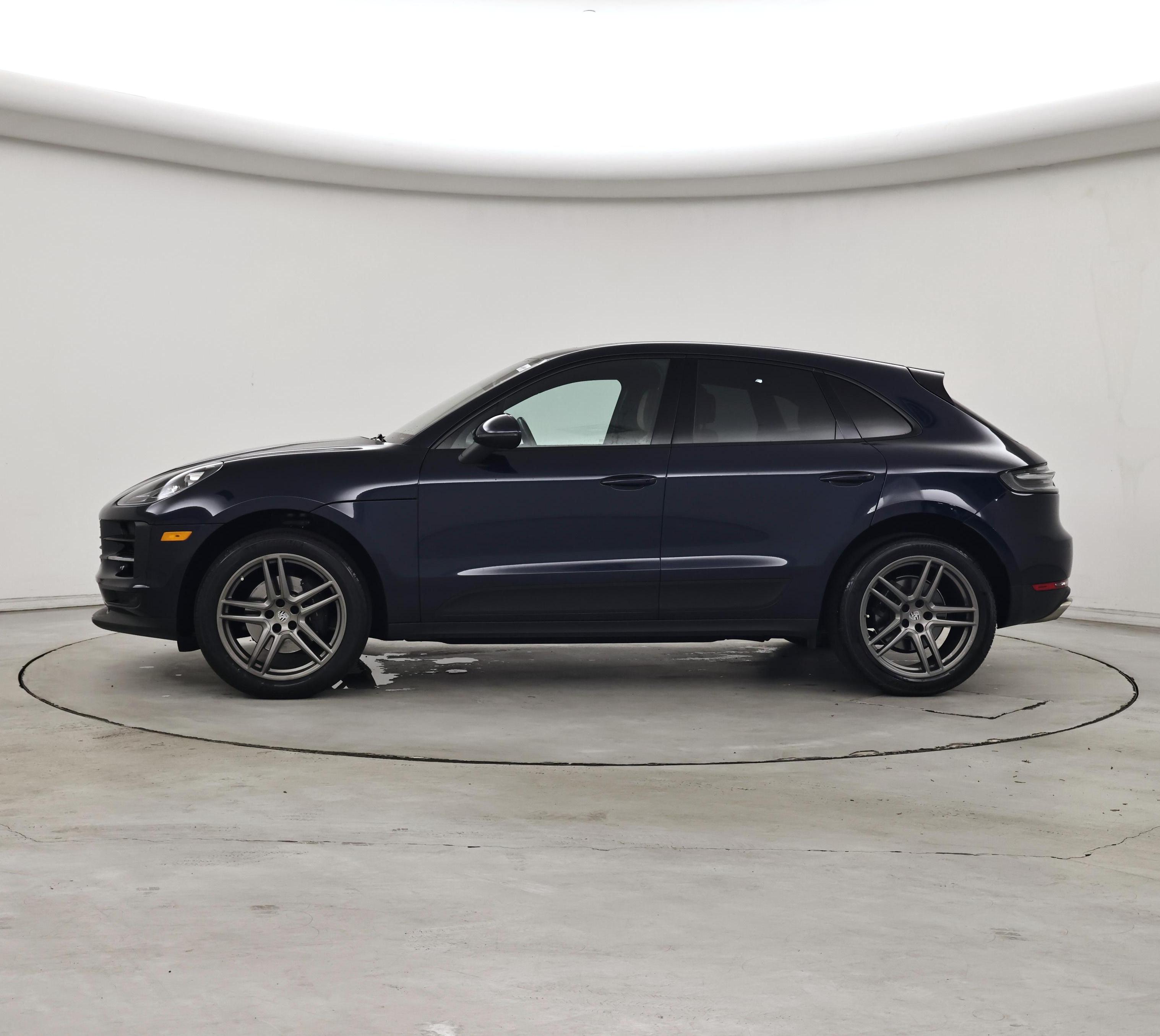 Thumbnail: 2020 Porsche Macan - 3