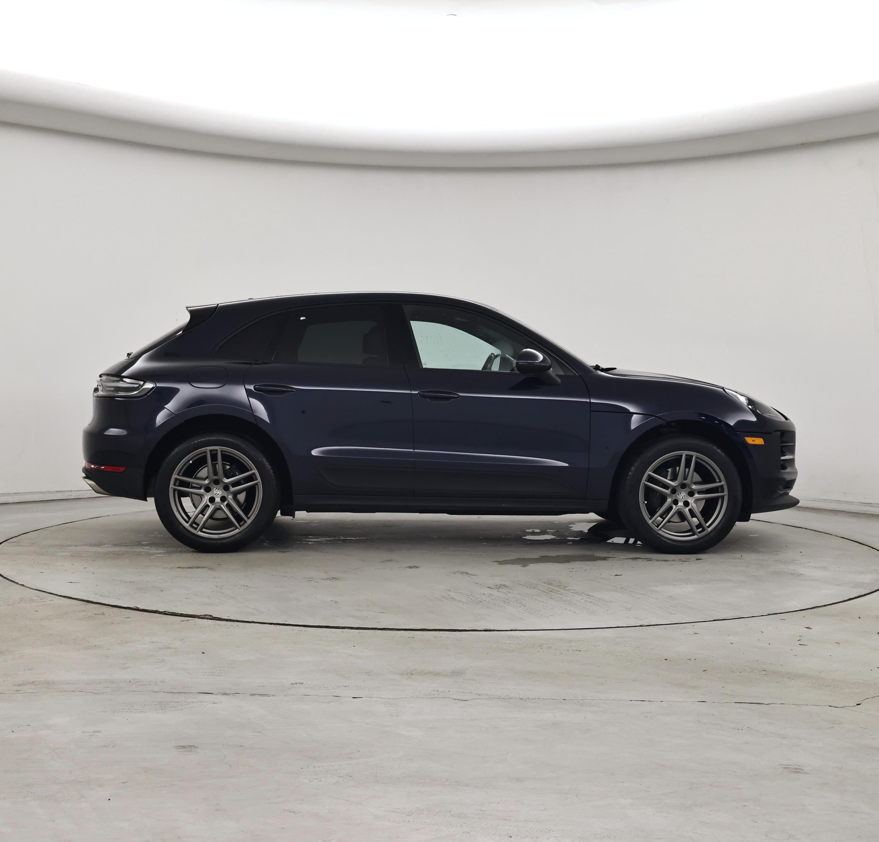 Thumbnail: 2020 Porsche Macan - 7