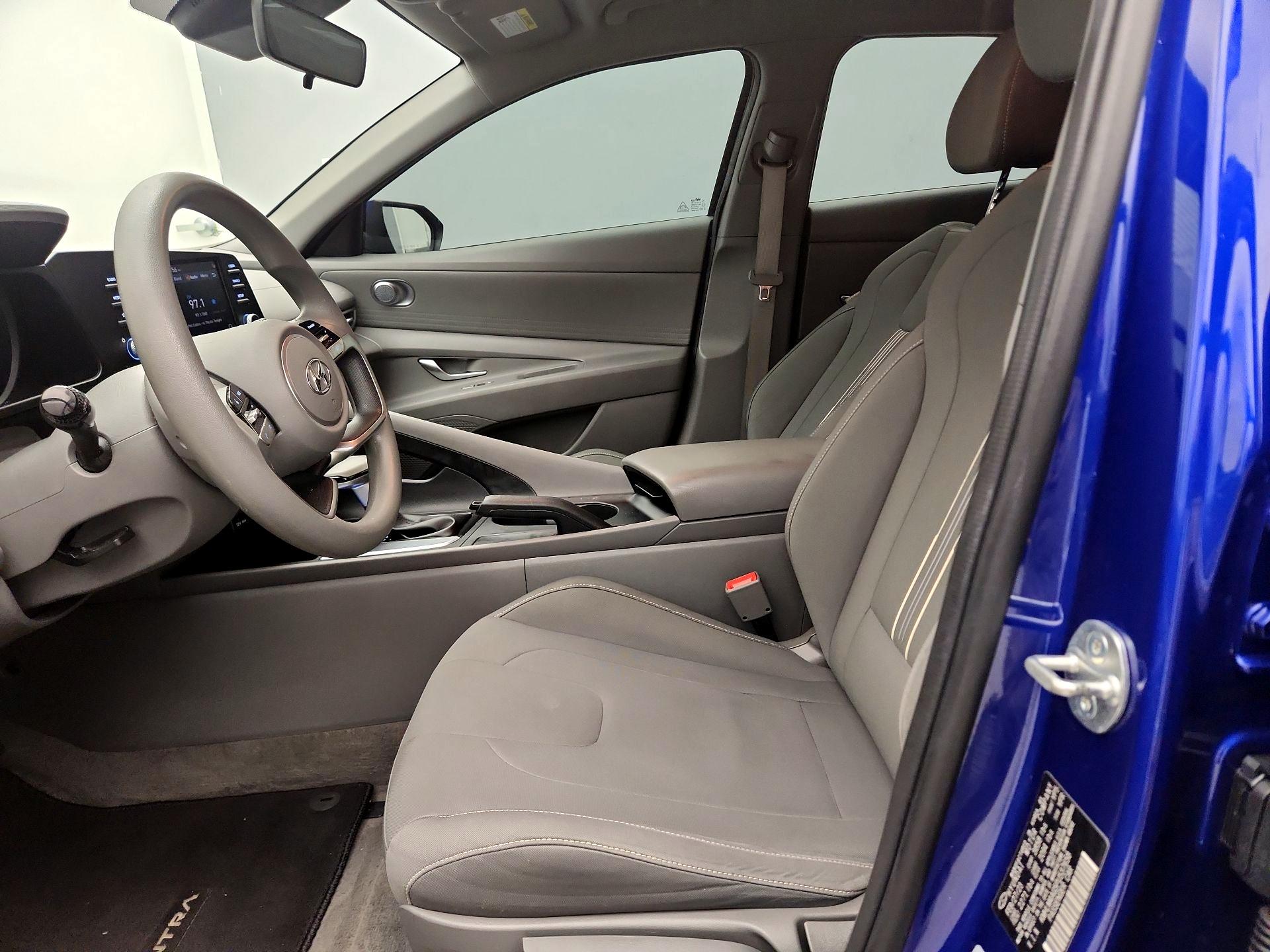 Thumbnail: 2023 Hyundai Elantra - 11