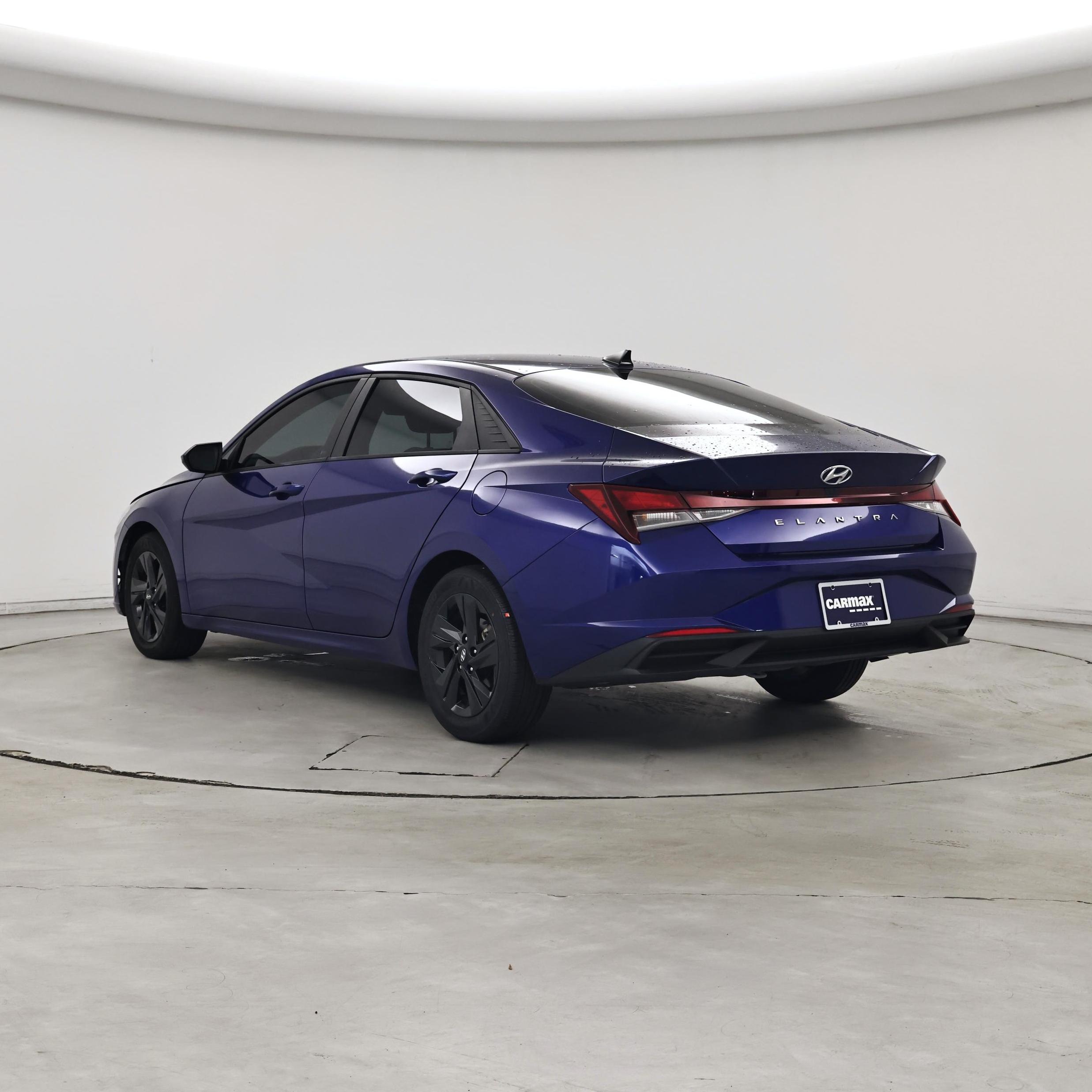 Thumbnail: 2023 Hyundai Elantra - 2