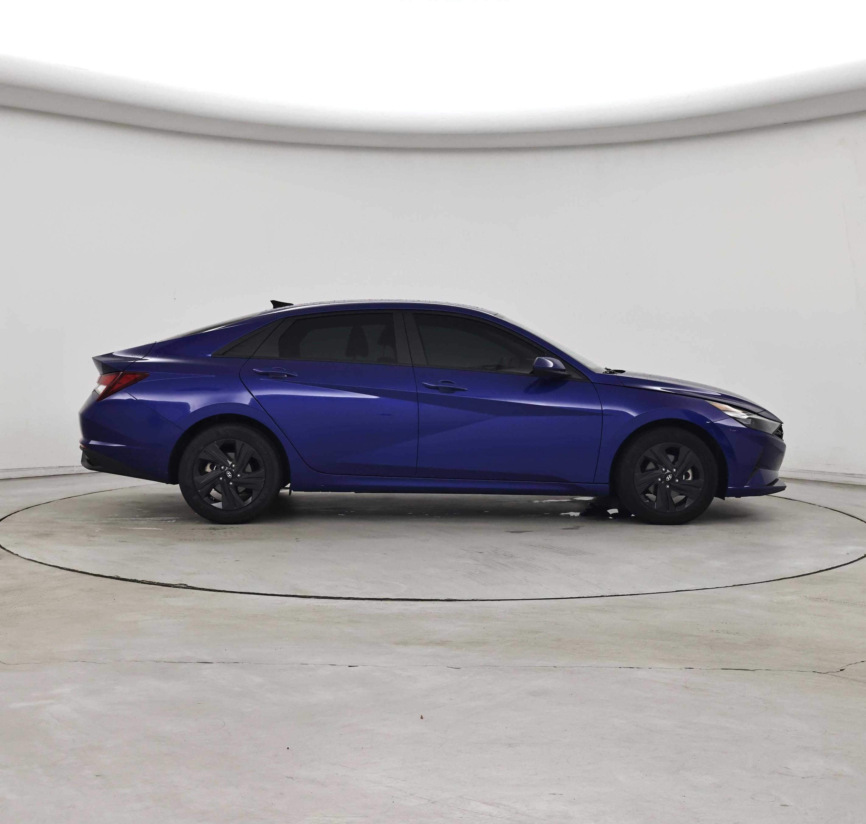 Thumbnail: 2023 Hyundai Elantra - 7
