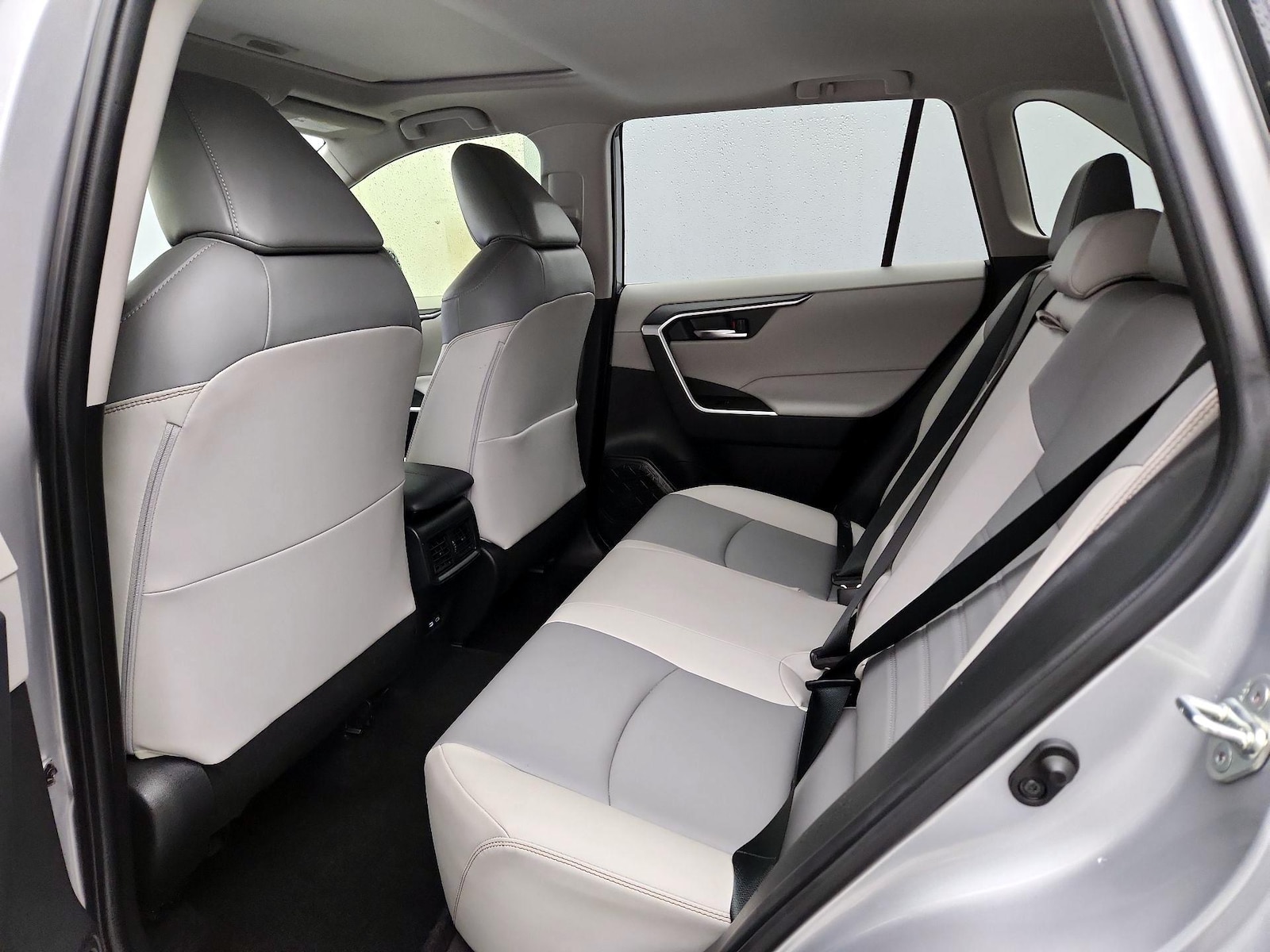 2023 Toyota RAV4 XLE Premium - Photo 21