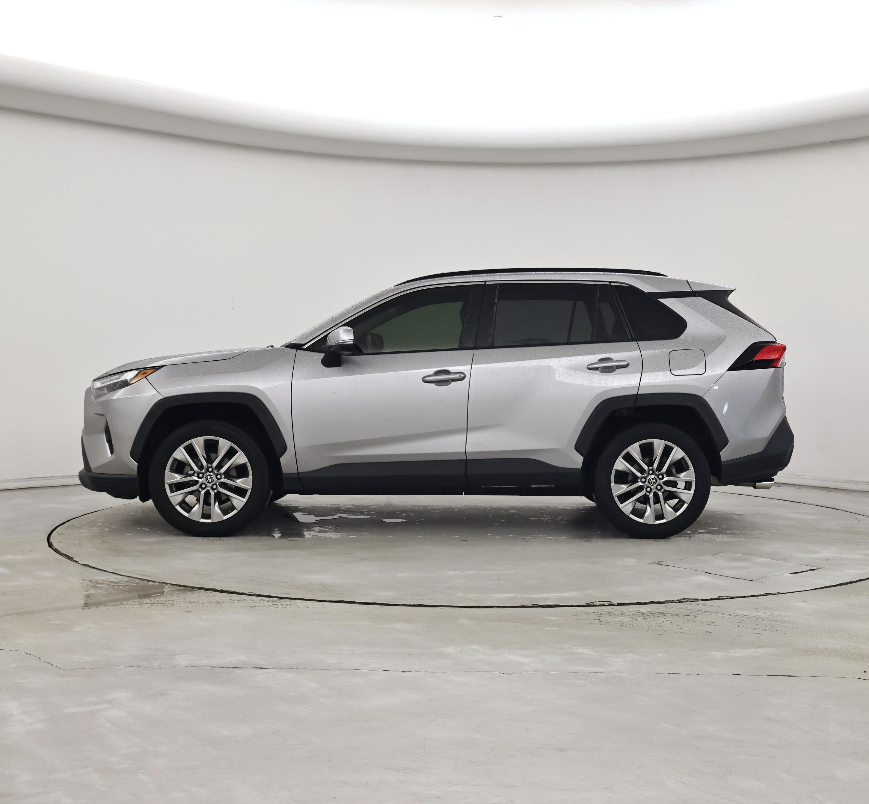 Thumbnail: 2023 Toyota RAV4 - 3