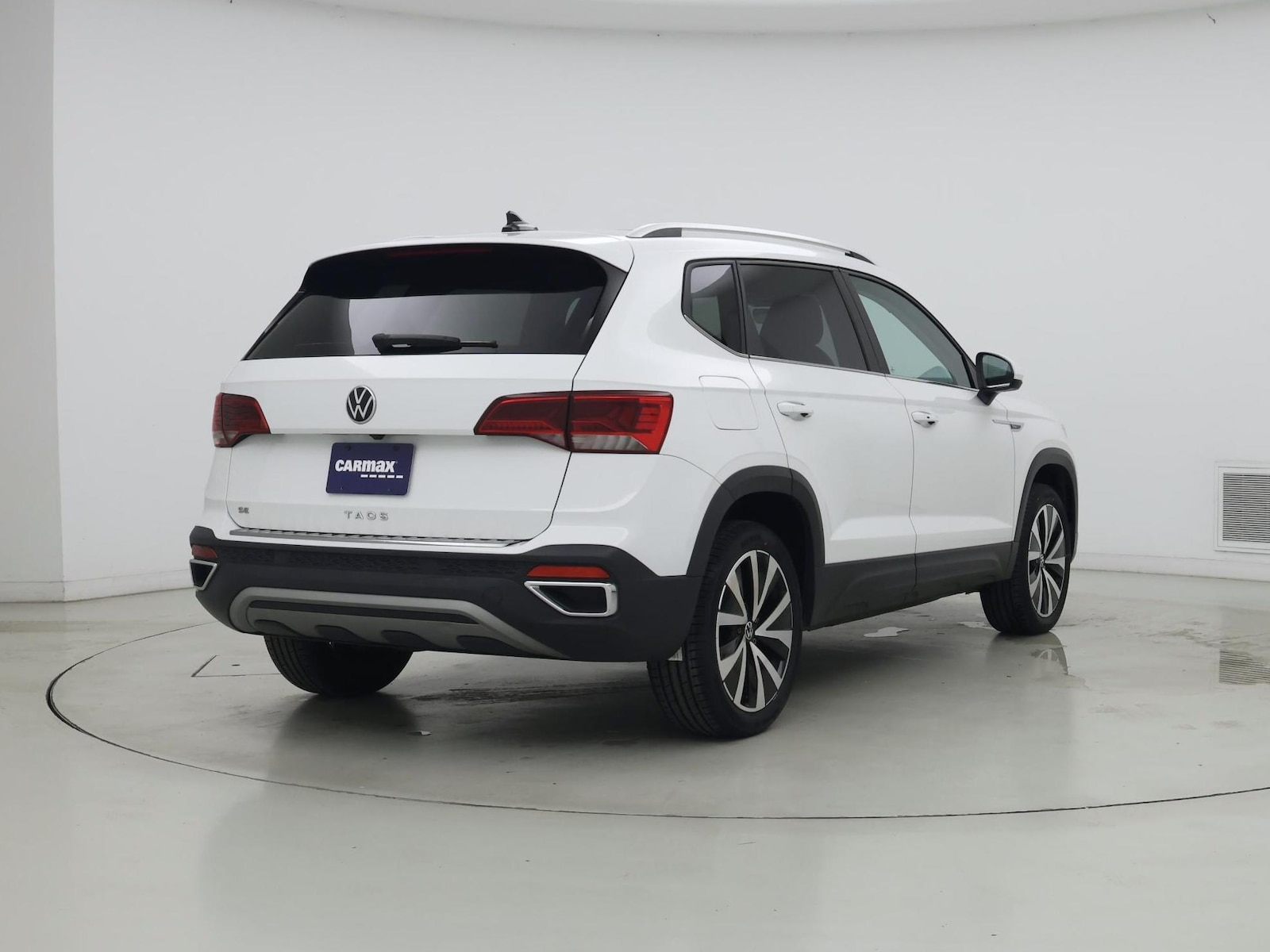 2023 Volkswagen Taos SE - Photo 9