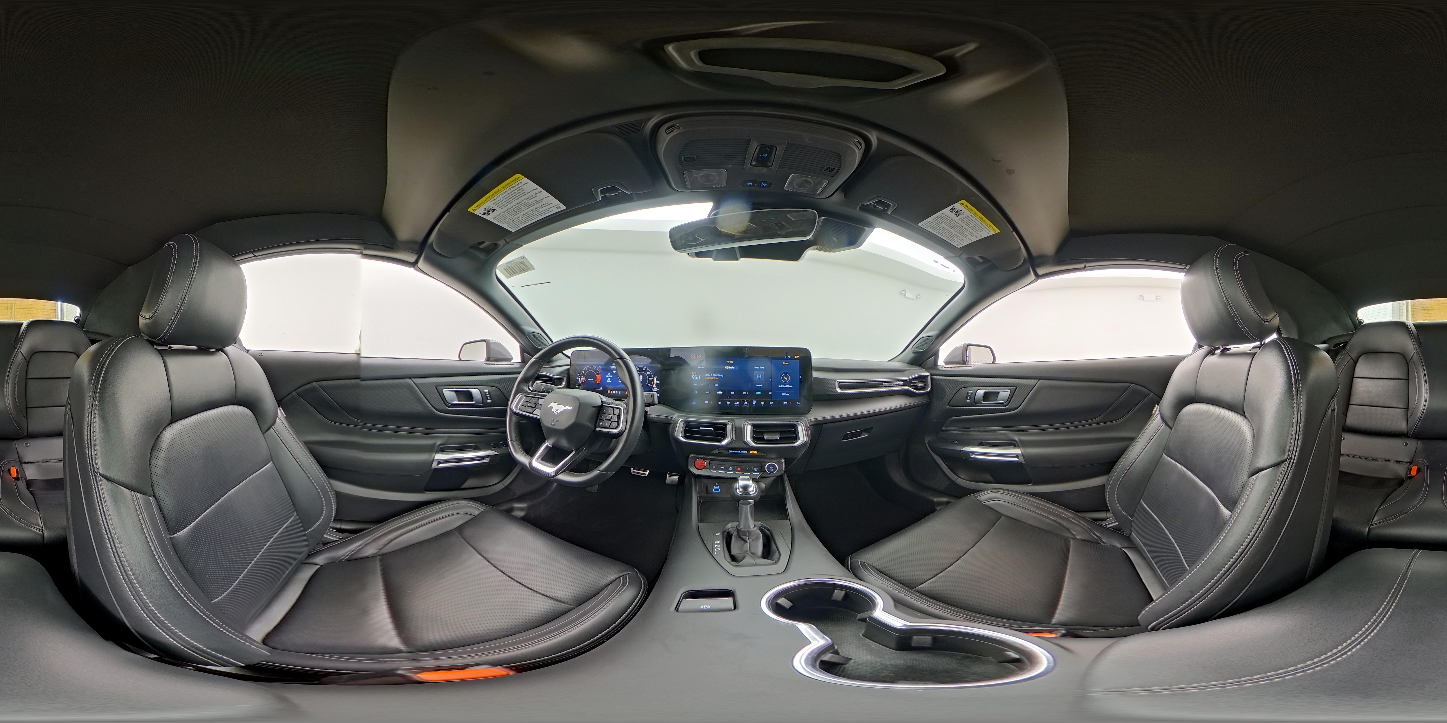 2025 Ford Mustang EcoBoost Premium - Photo 25