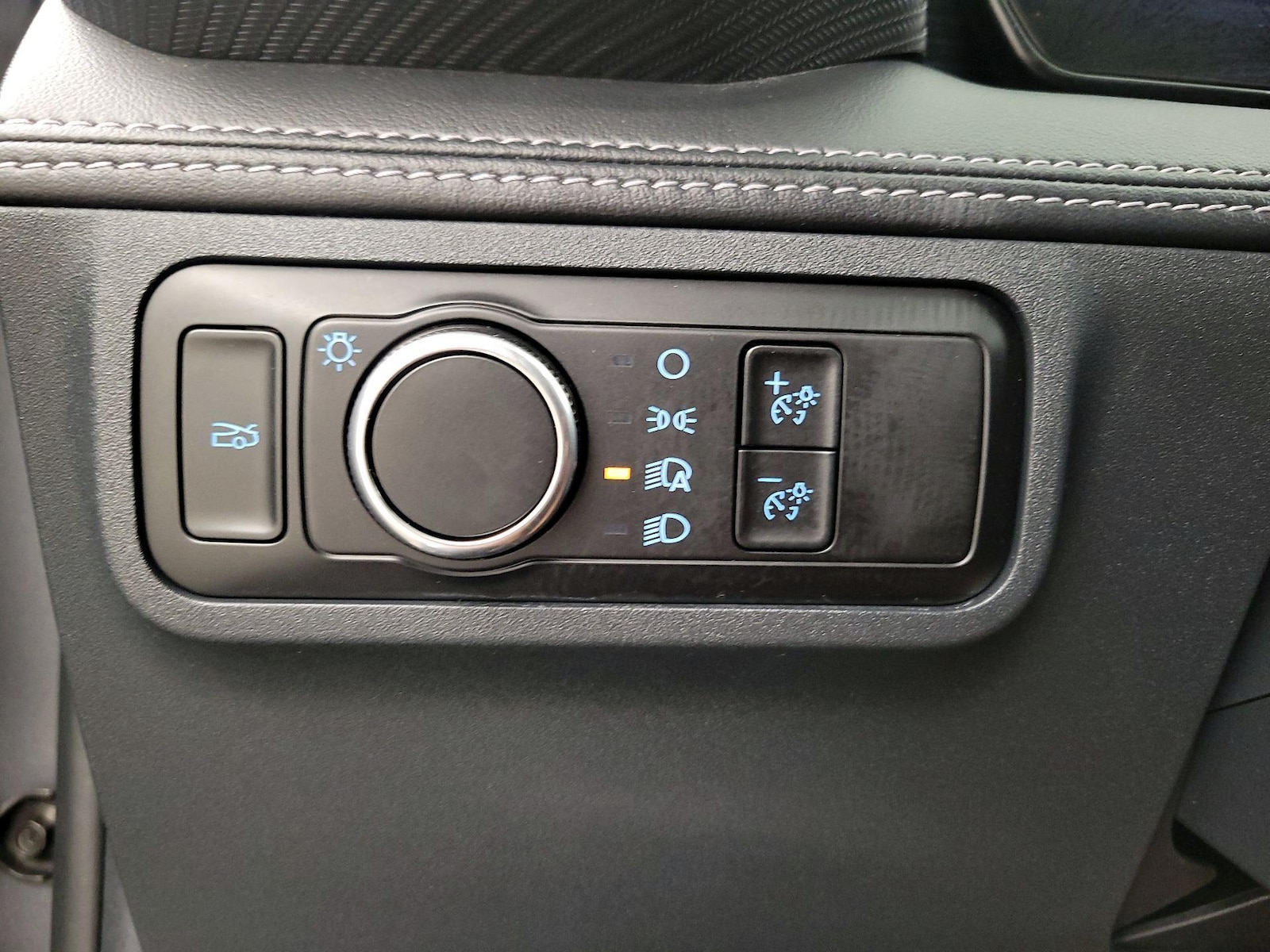 2025 Ford Mustang EcoBoost Premium - Photo 14