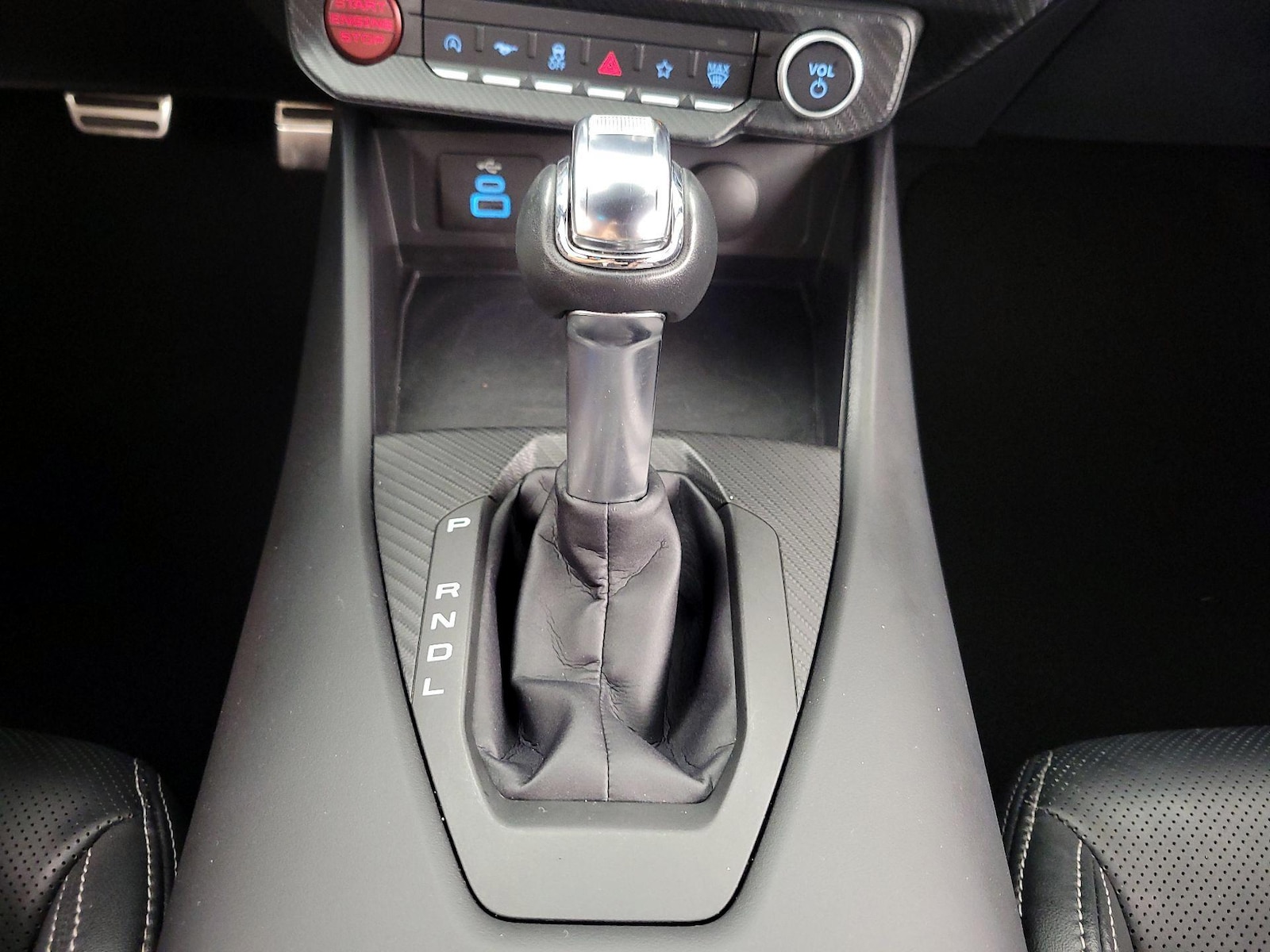 2025 Ford Mustang EcoBoost Premium - Photo 18