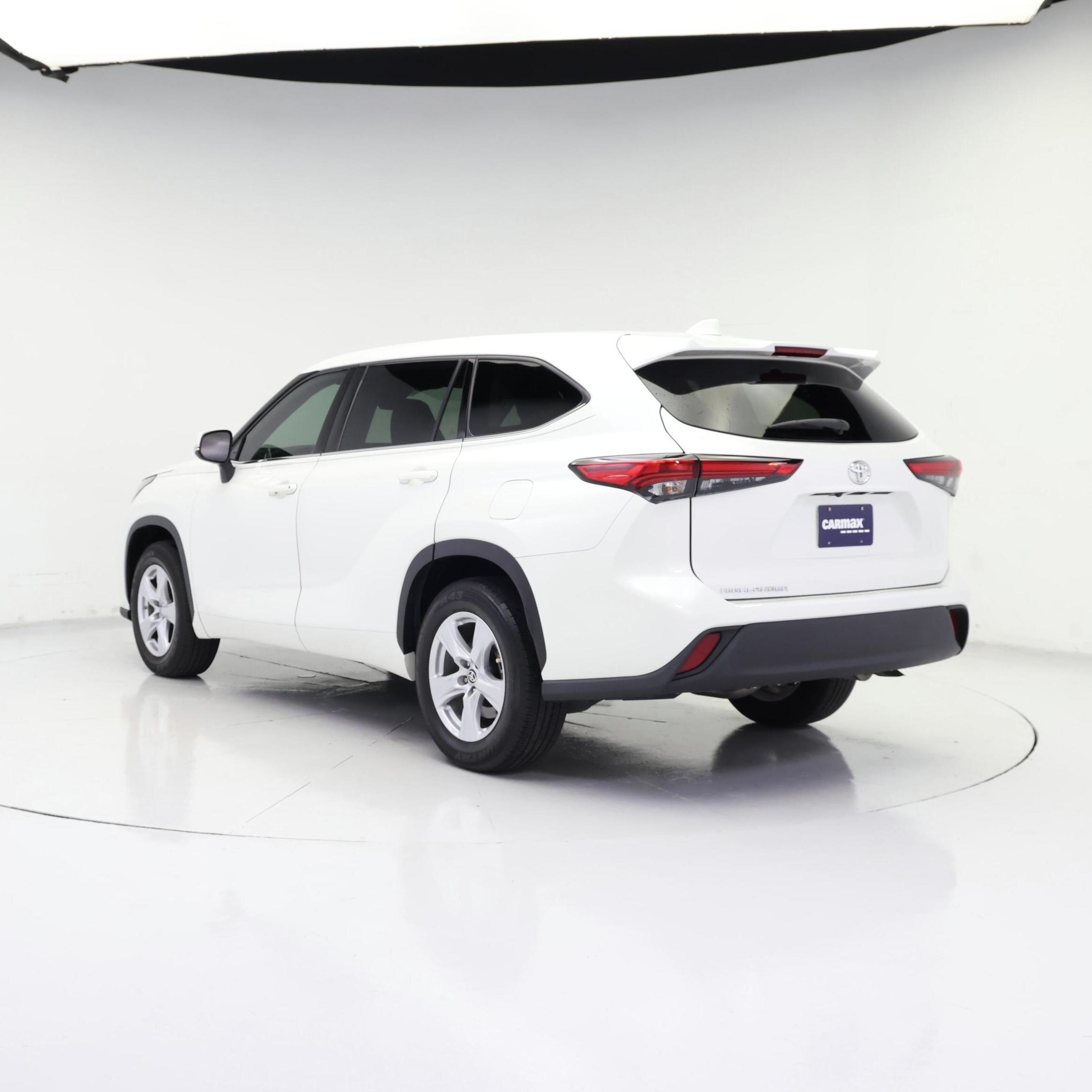 Thumbnail: 2020 Toyota Highlander - 2