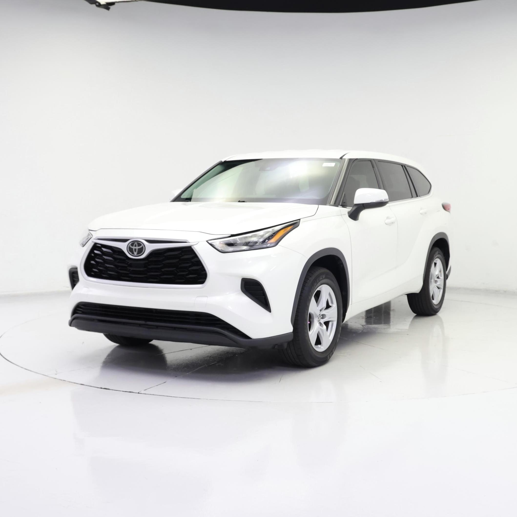Thumbnail: 2020 Toyota Highlander - 4