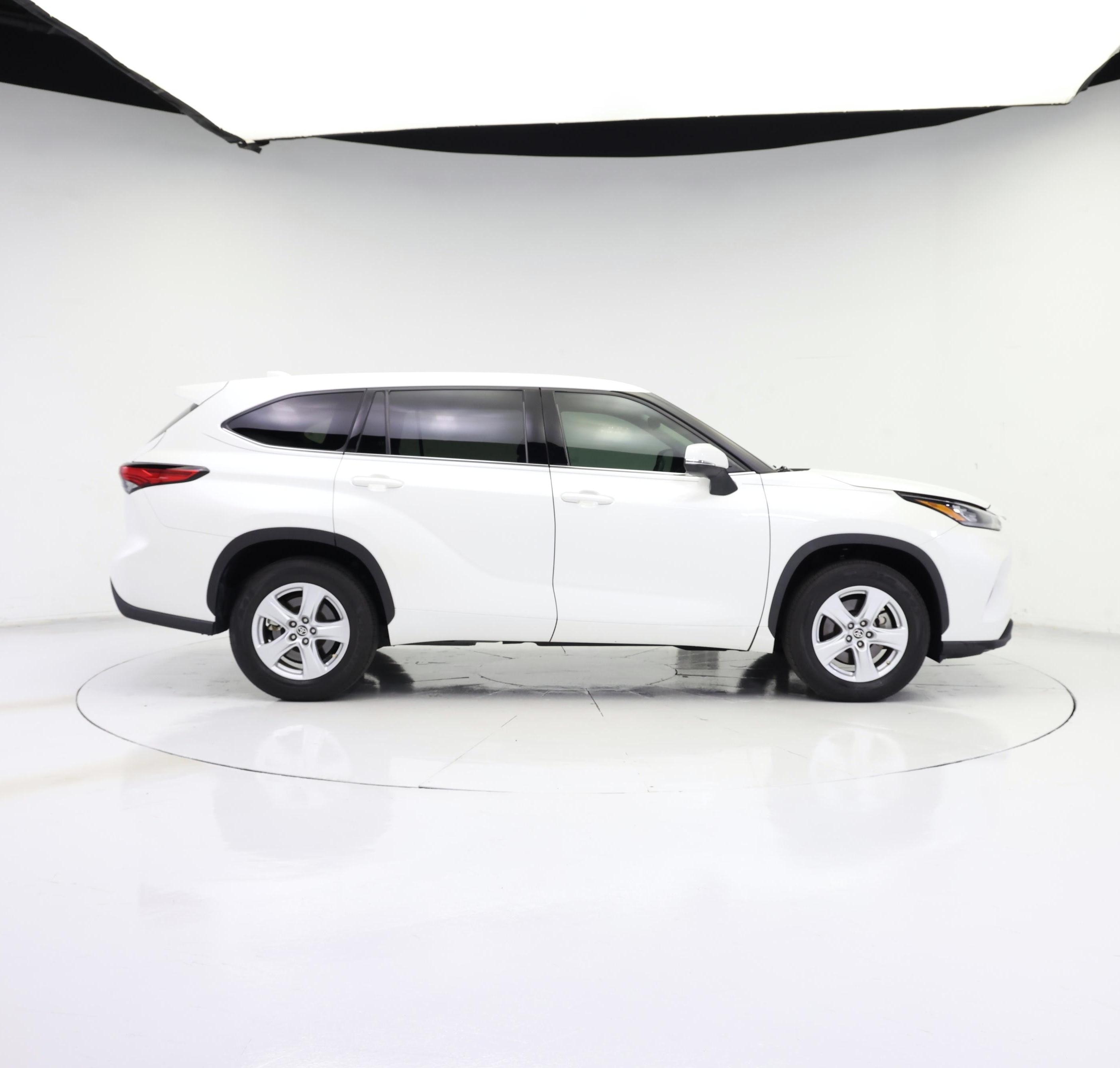 Thumbnail: 2020 Toyota Highlander - 7