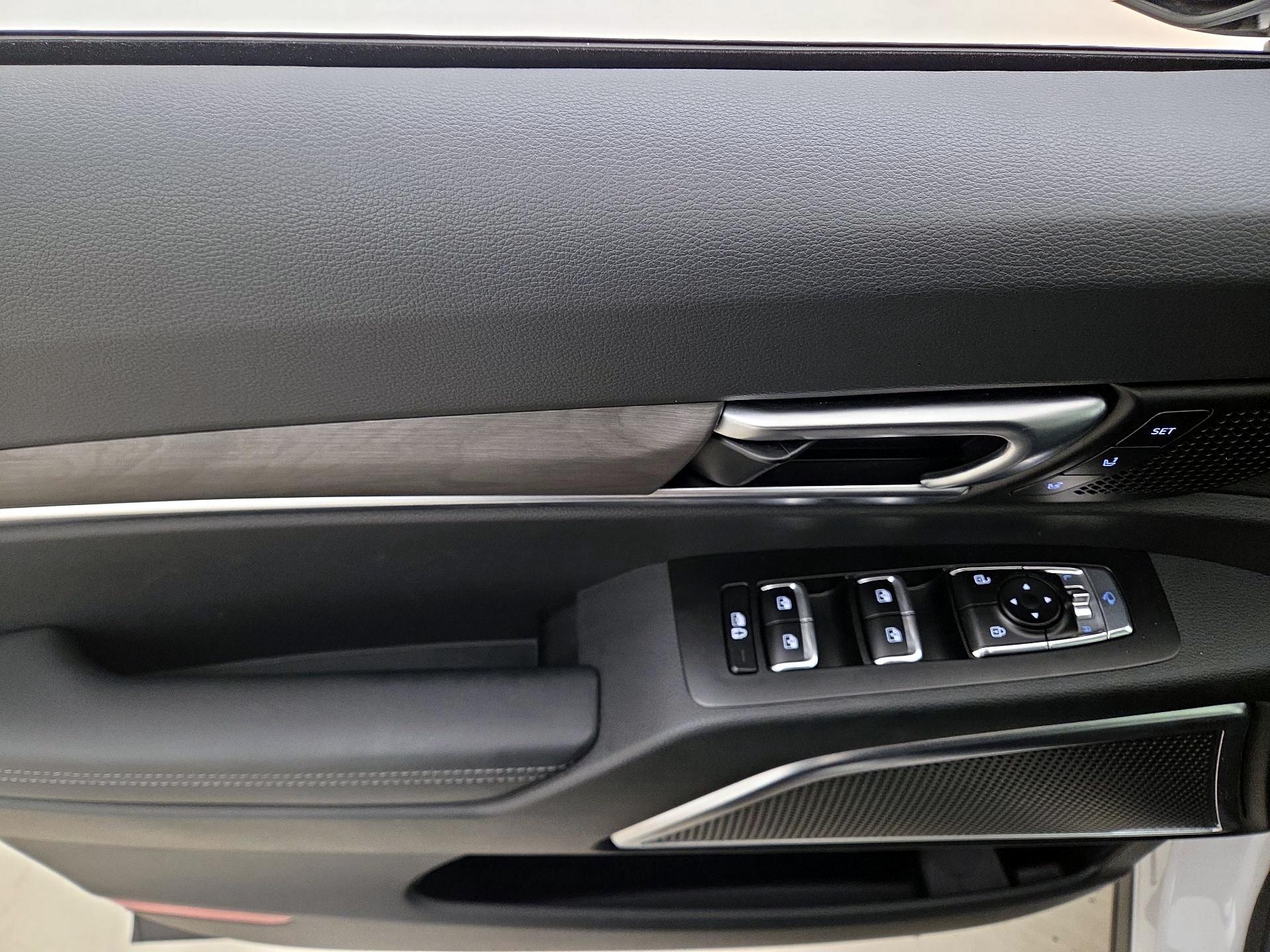 Thumbnail: 2024 Kia Telluride - 12