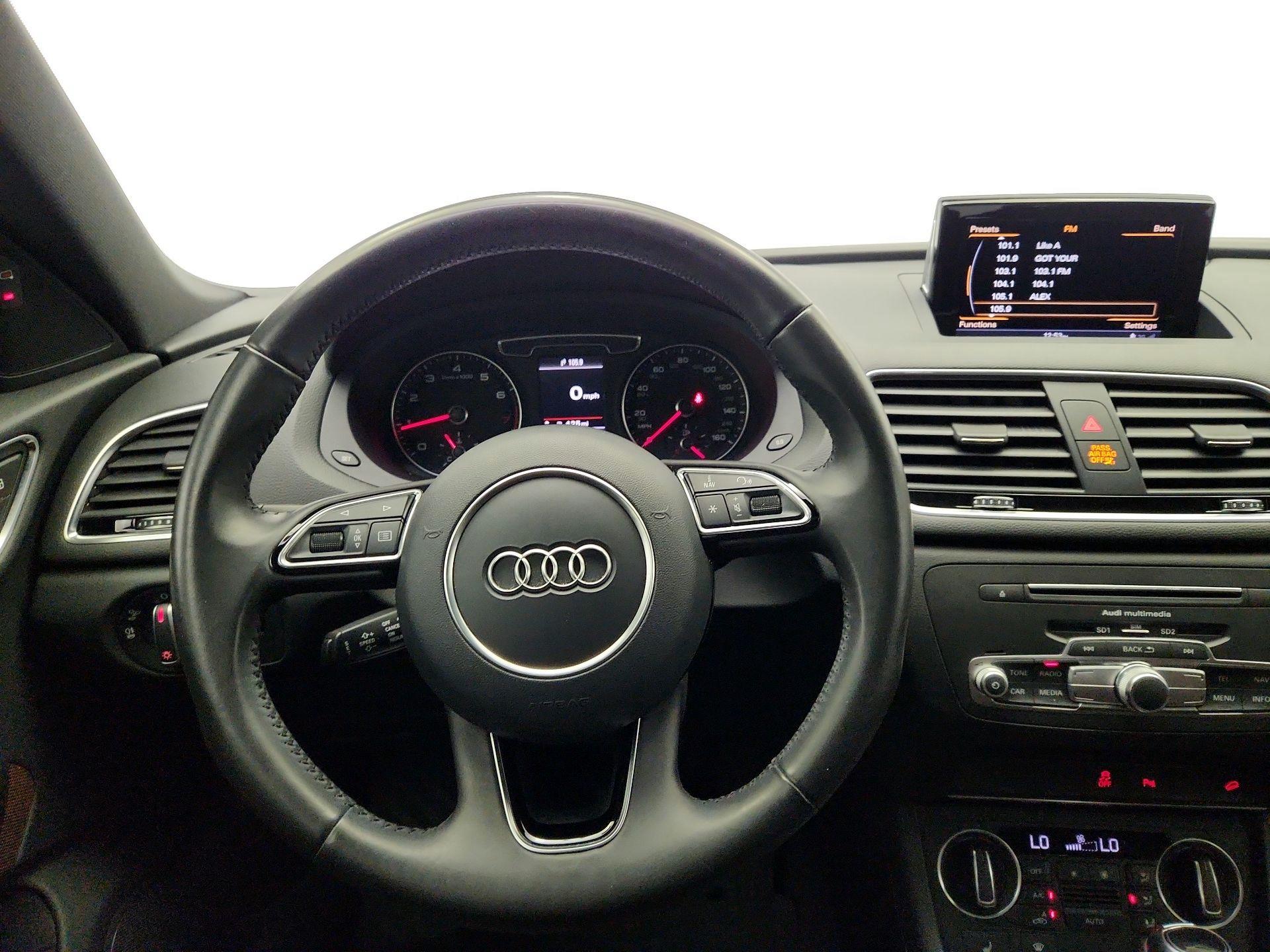 Thumbnail: 2017 Audi Q3 - 10