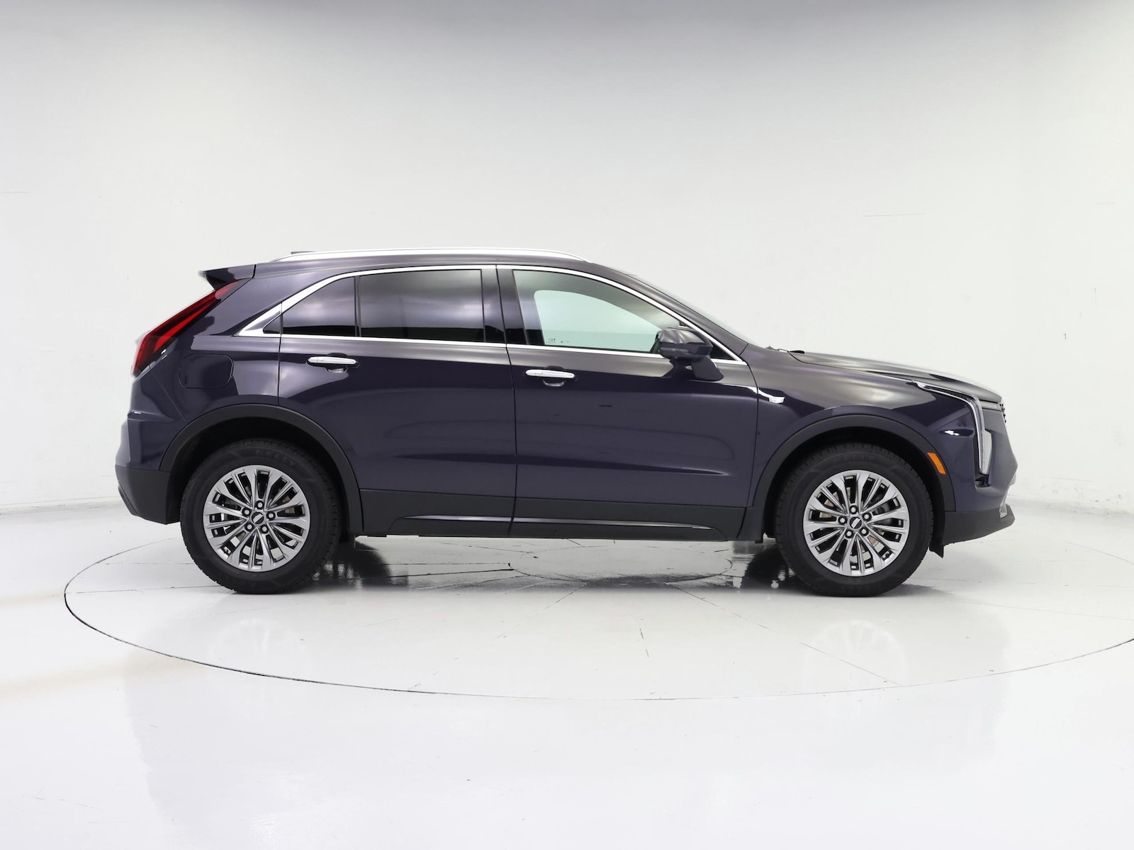 2025 Cadillac XT4 Premium Luxury - Photo 8