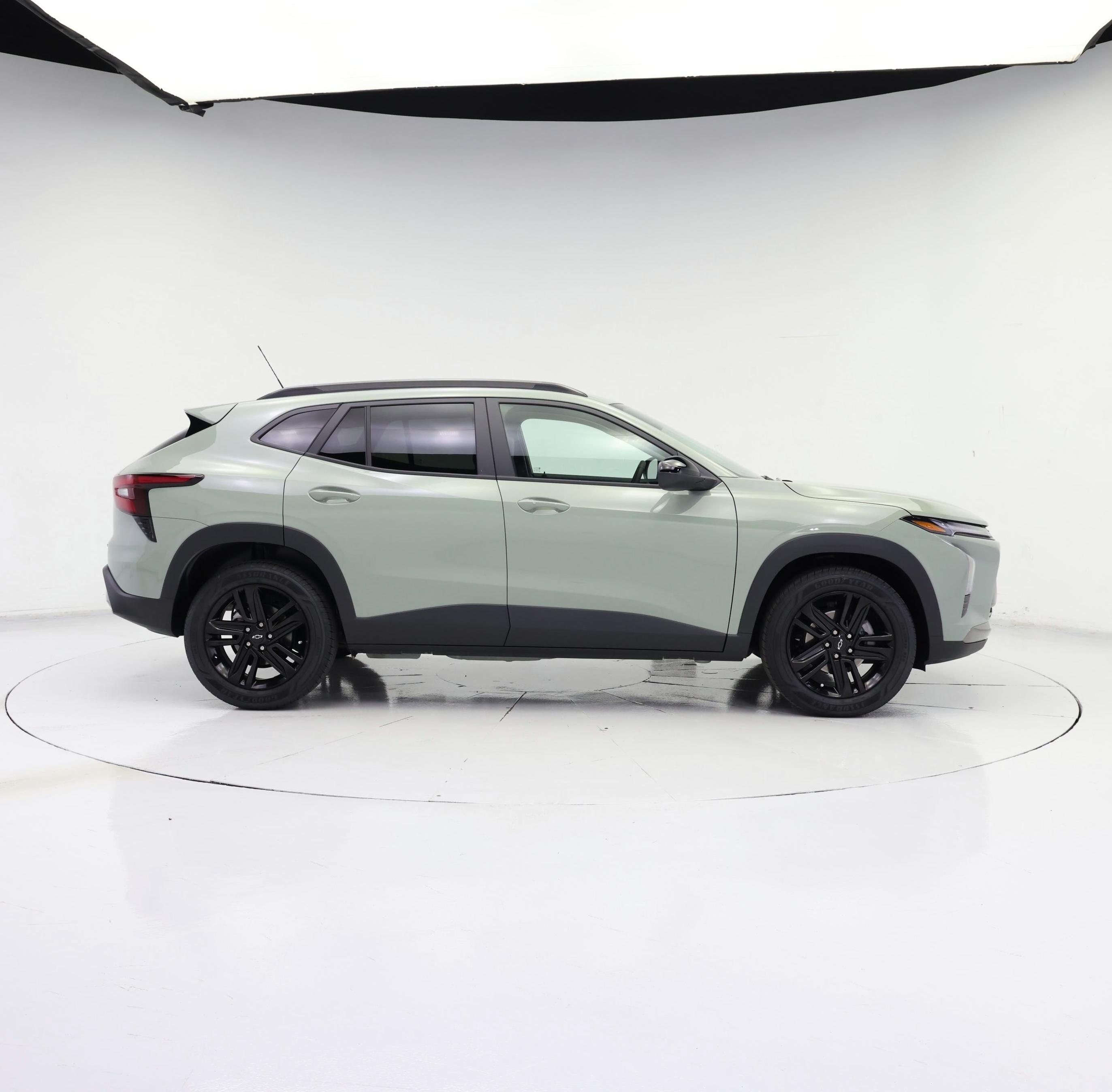 Thumbnail: 2026 Chevrolet Trax - 7