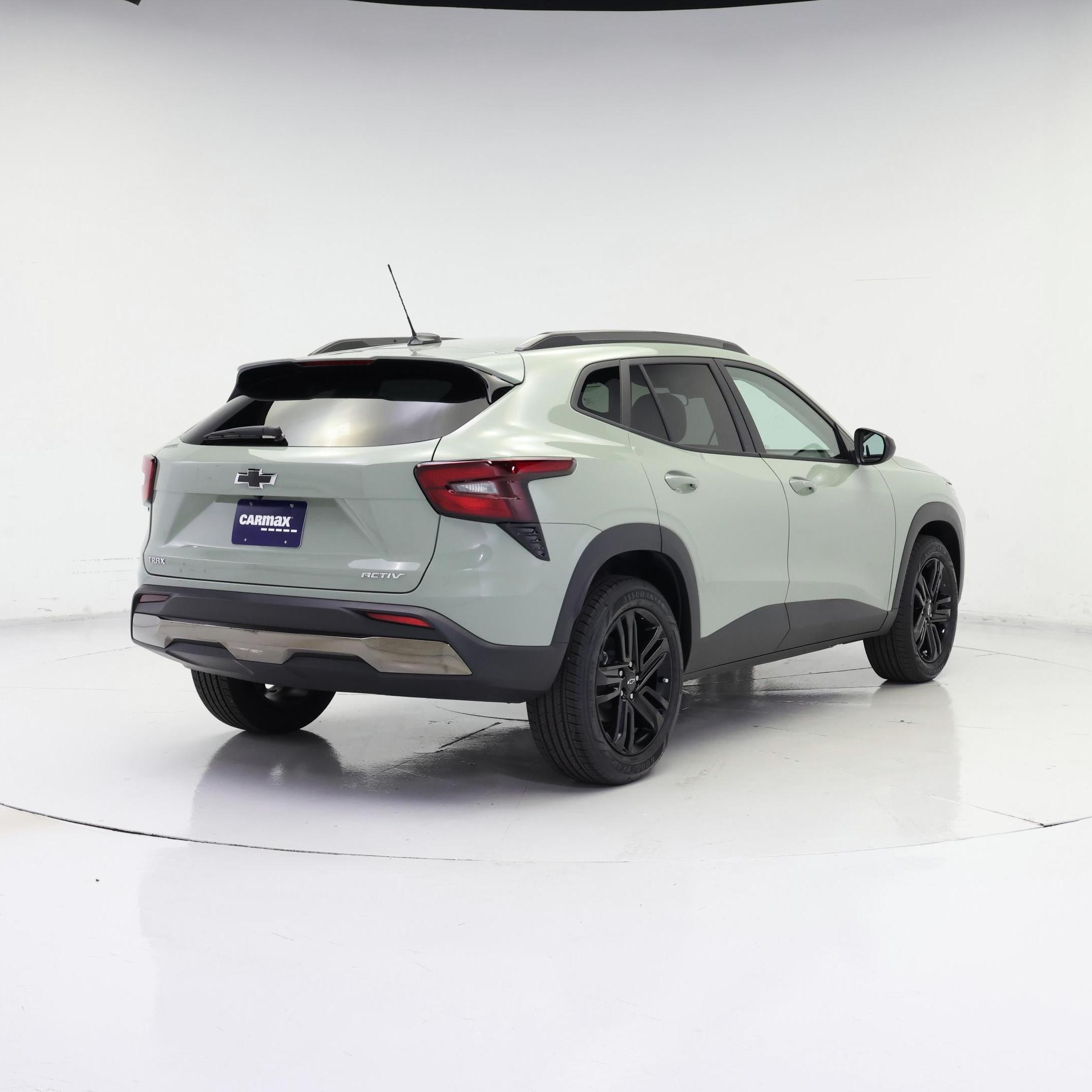 Thumbnail: 2026 Chevrolet Trax - 8