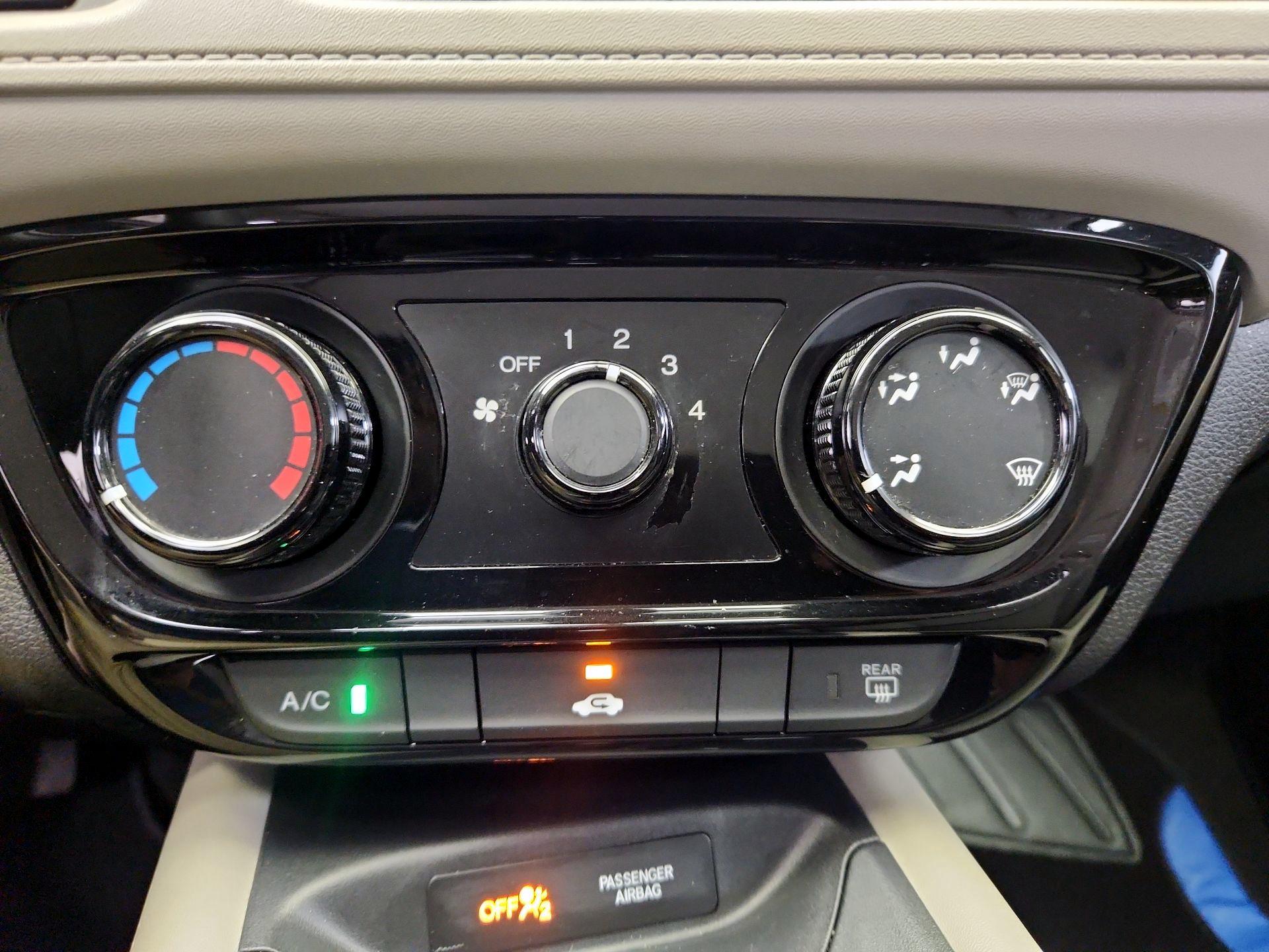 Thumbnail: 2019 Honda HR-V - 16