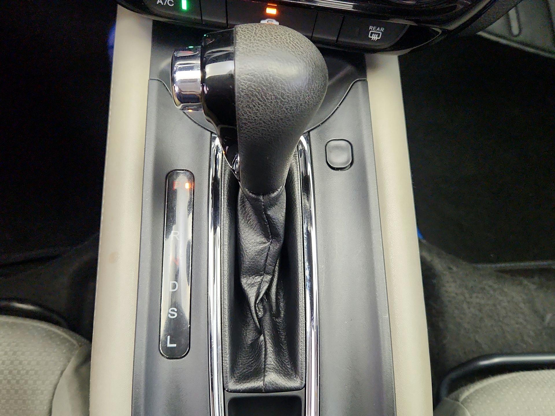 Thumbnail: 2019 Honda HR-V - 17