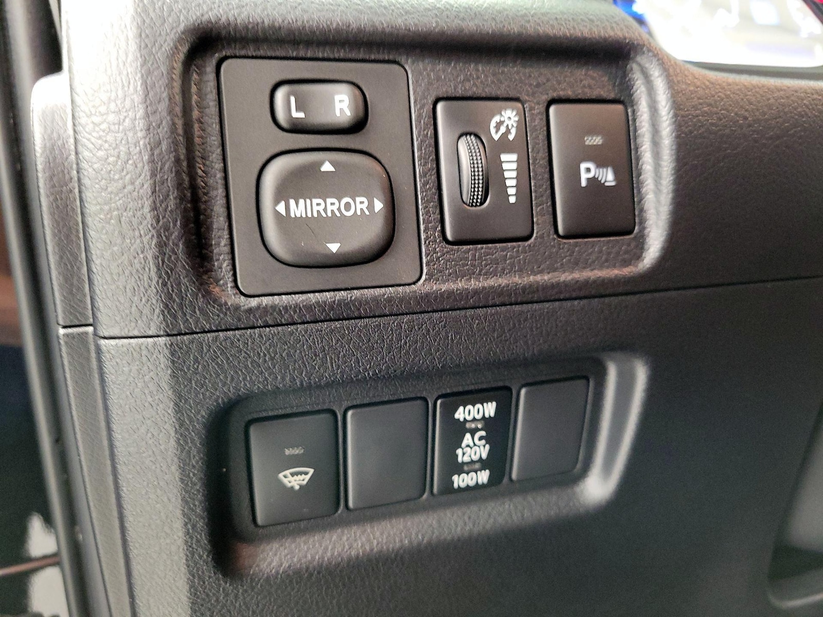 2017 Toyota 4Runner Limited - Photo 14