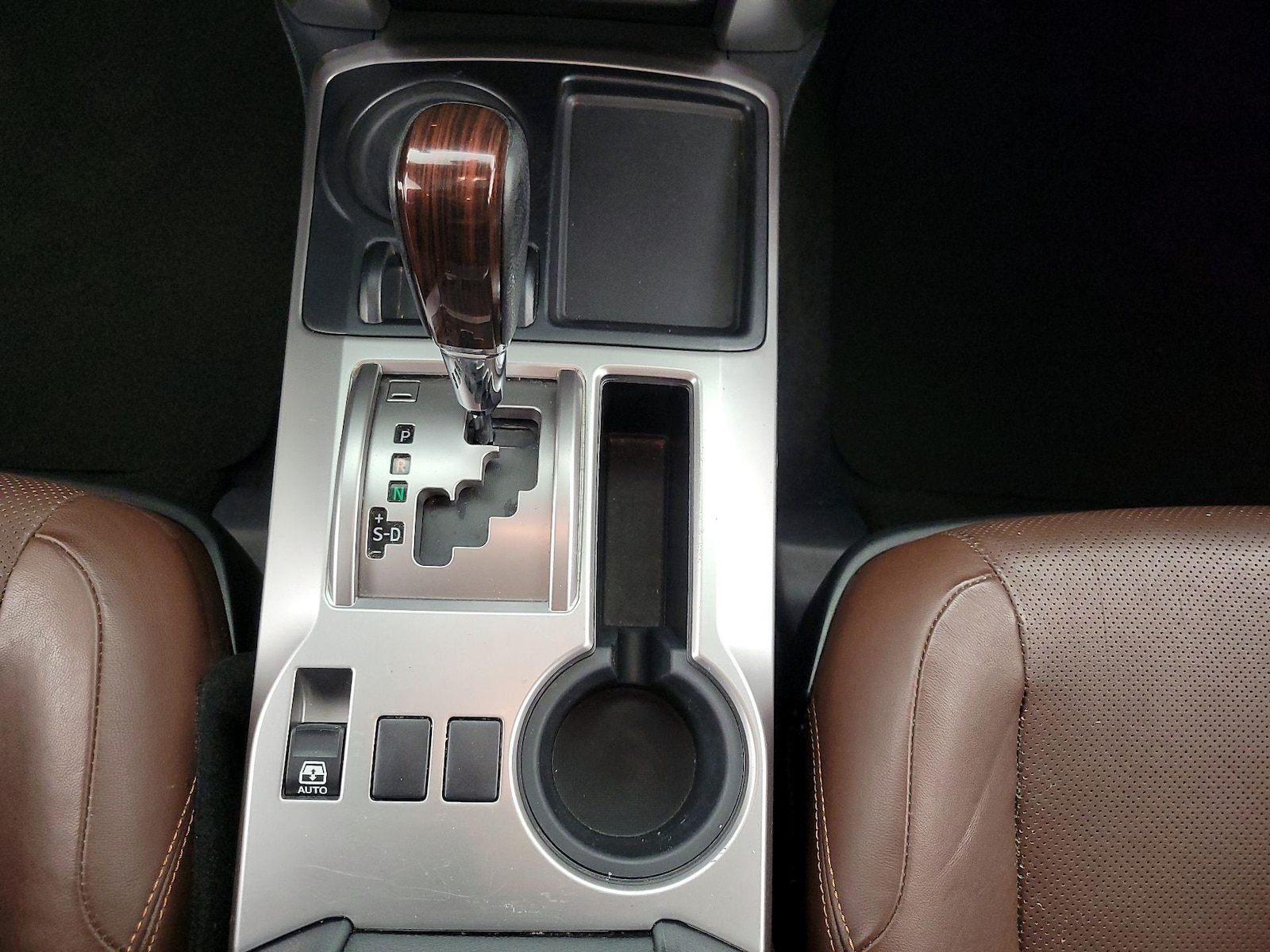2017 Toyota 4Runner Limited - Photo 19