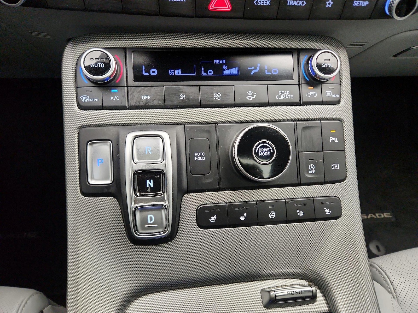 2024 Hyundai Palisade SEL - Photo 18