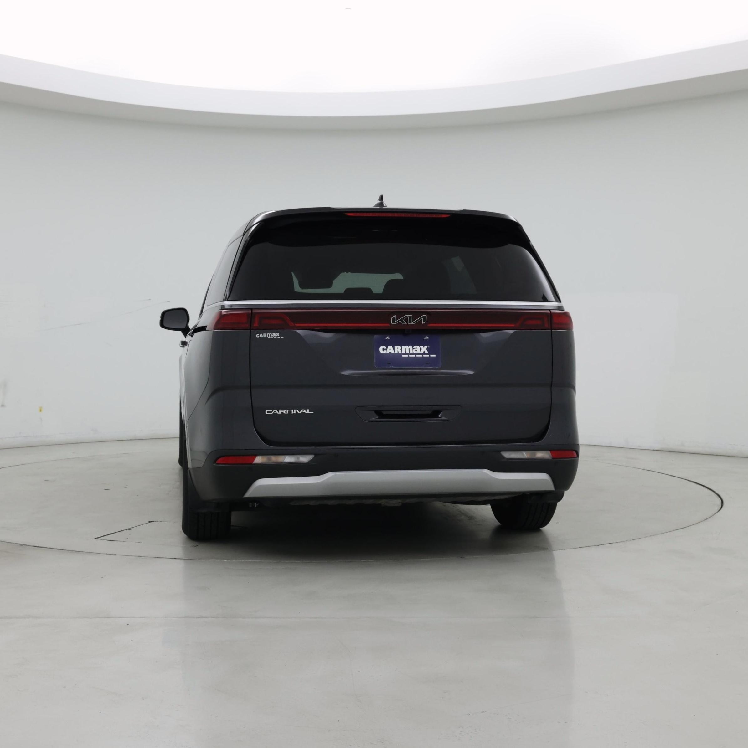 Thumbnail: 2023 Kia Carnival - 6