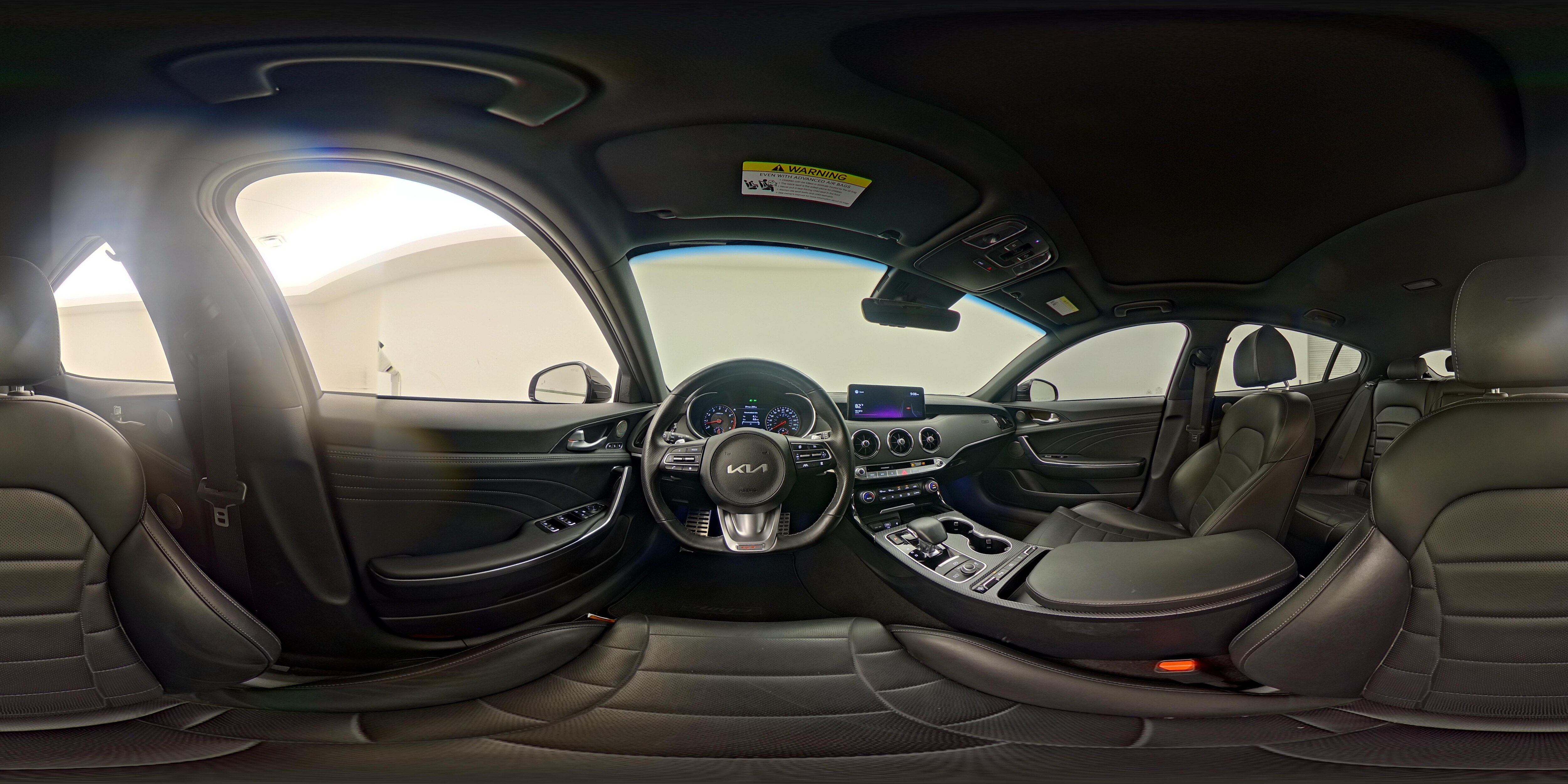 2022 Kia Stinger GT2 - Photo 28