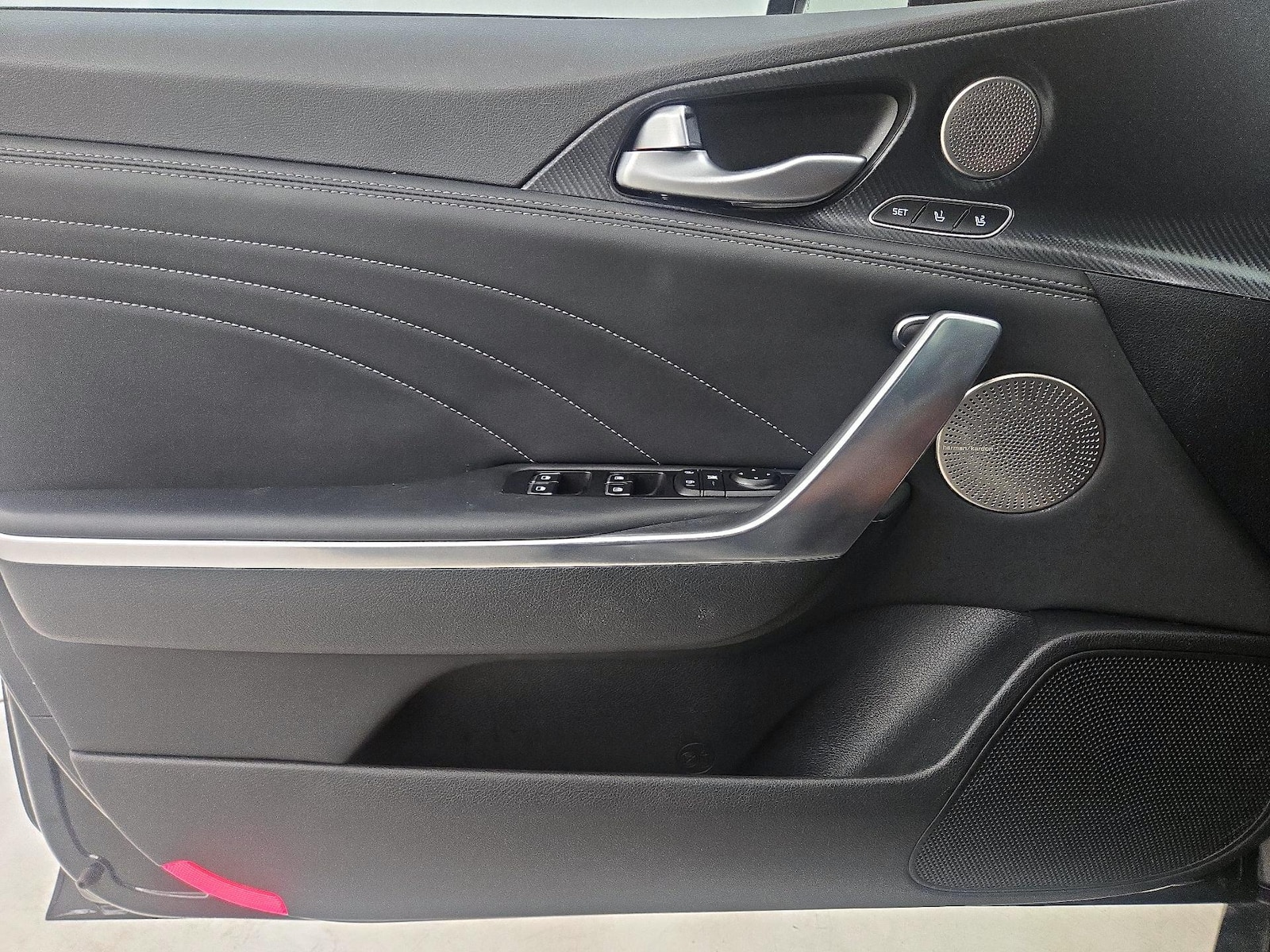 2022 Kia Stinger GT2 - Photo 13