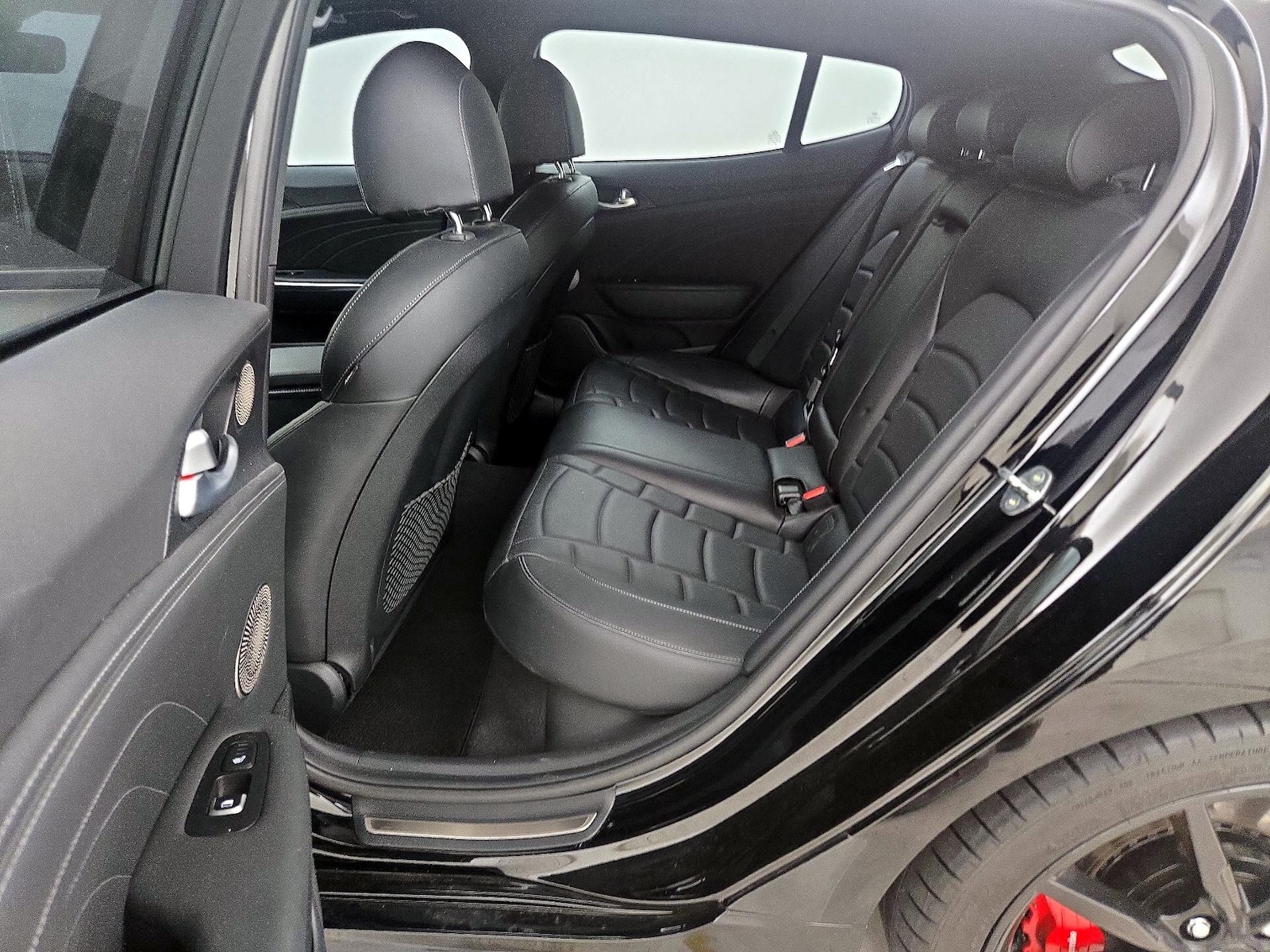 2022 Kia Stinger GT2 - Photo 22