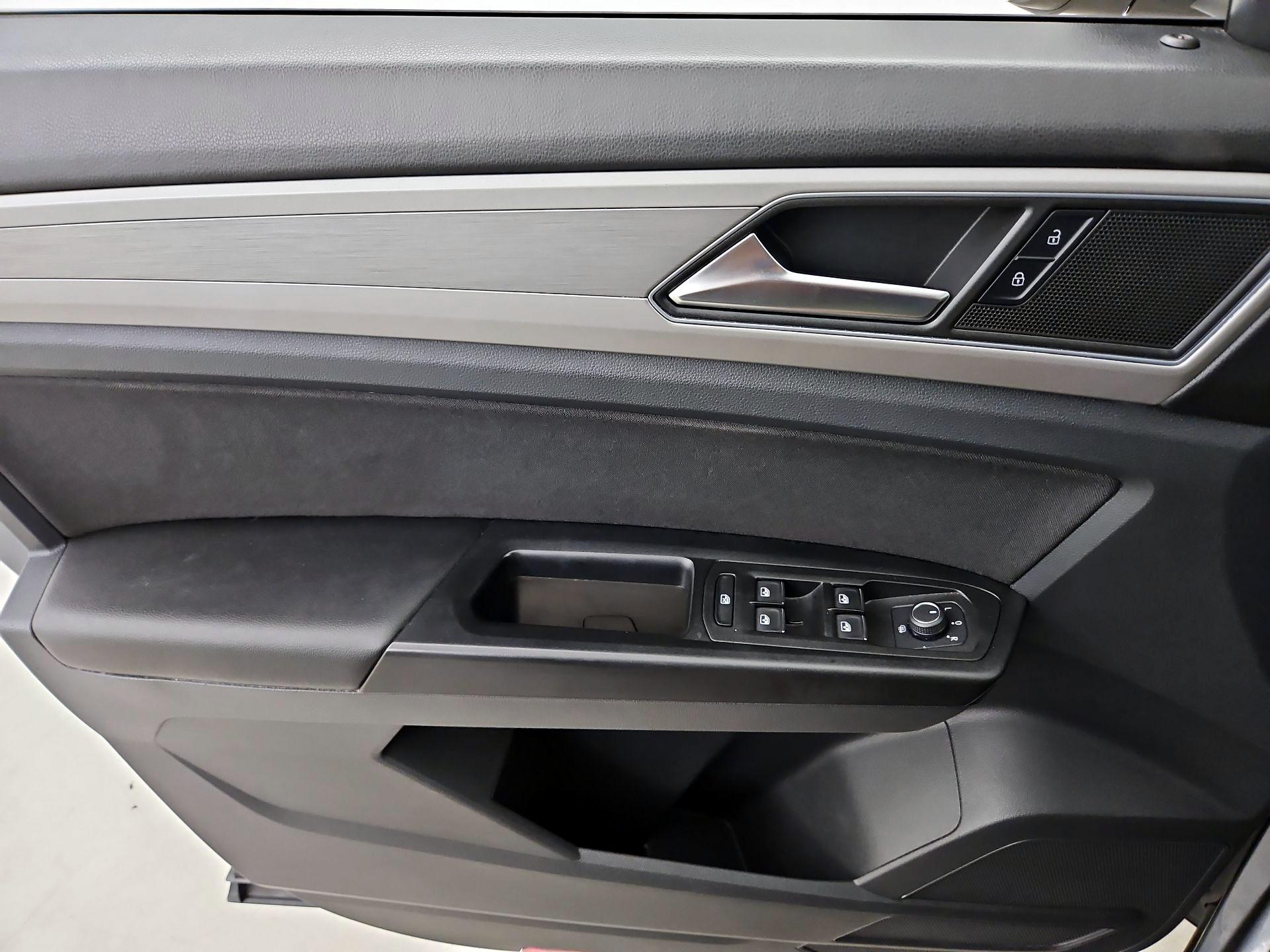 Thumbnail: 2019 Volkswagen Atlas - 12