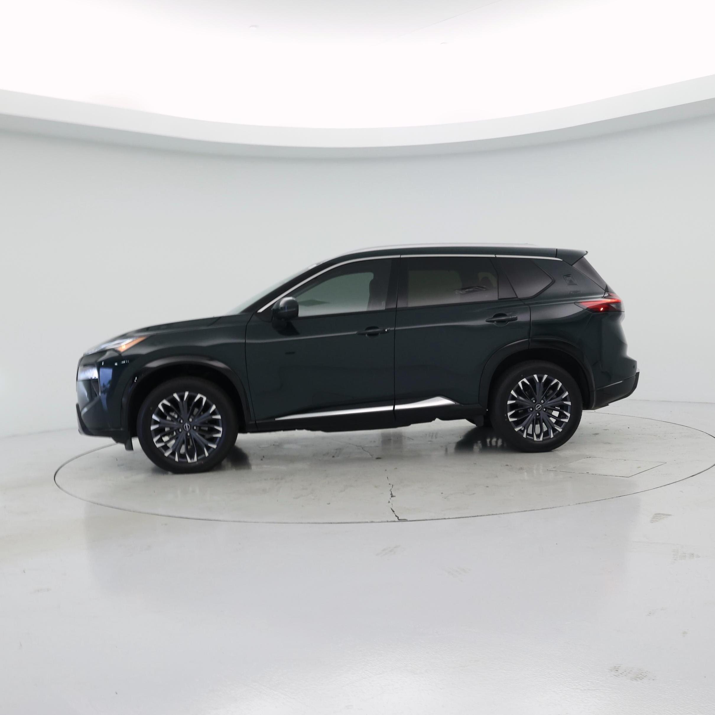 Thumbnail: 2026 Nissan Rogue - 3