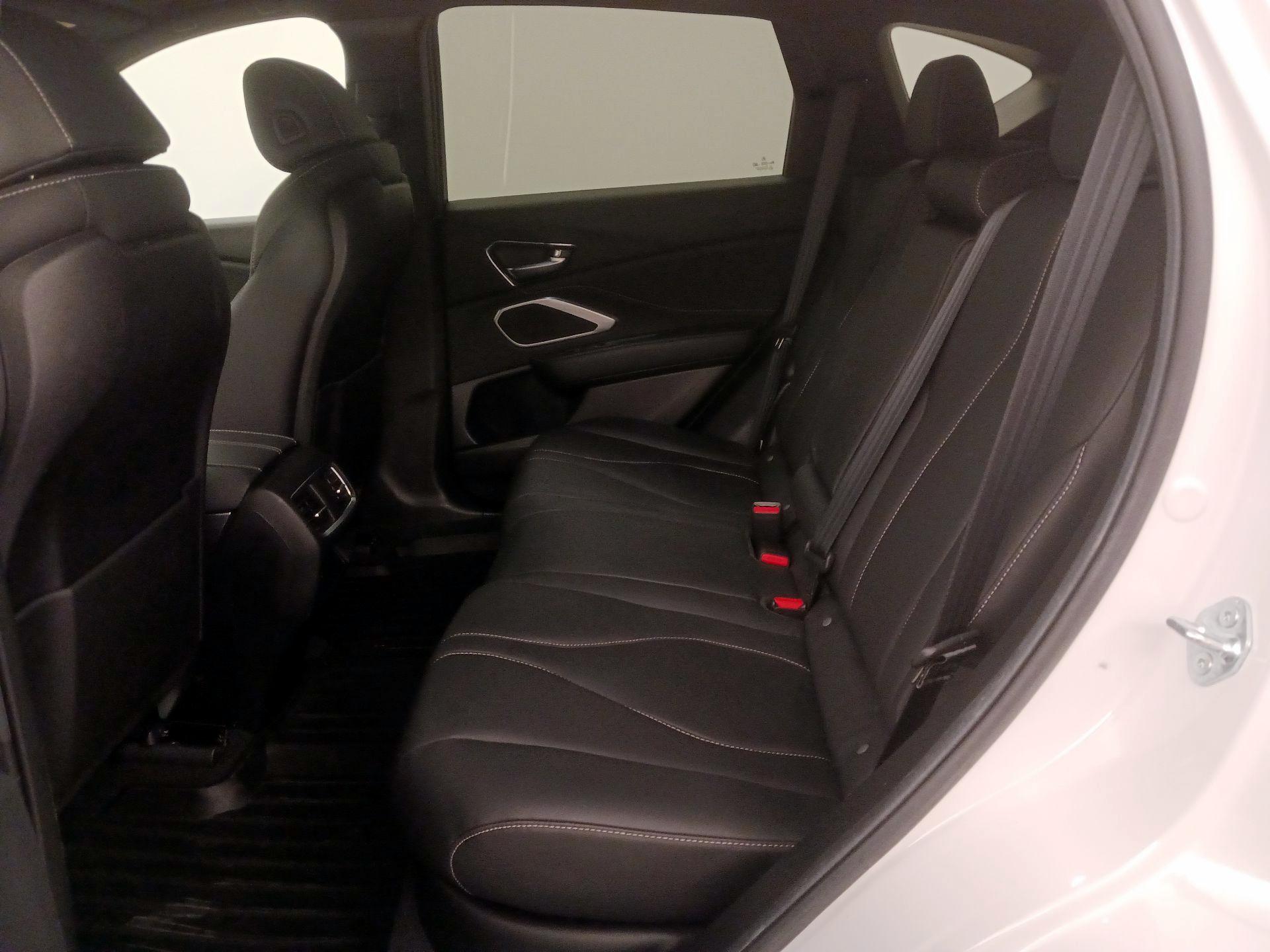 Thumbnail: 2025 Acura RDX - 20