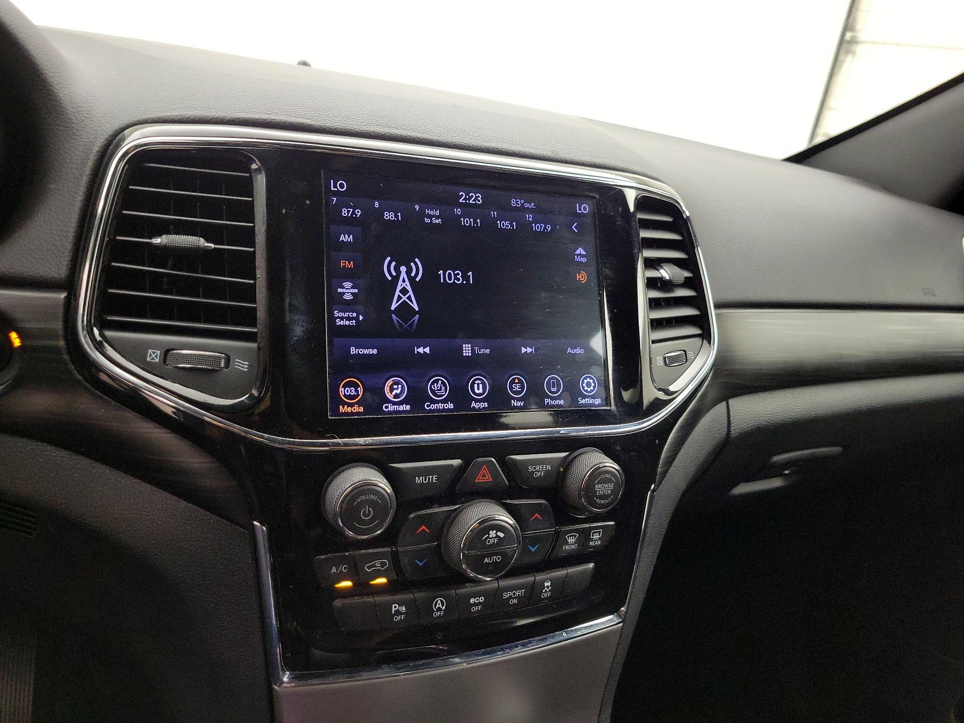 Thumbnail: 2020 Jeep Grand Cherokee - 15