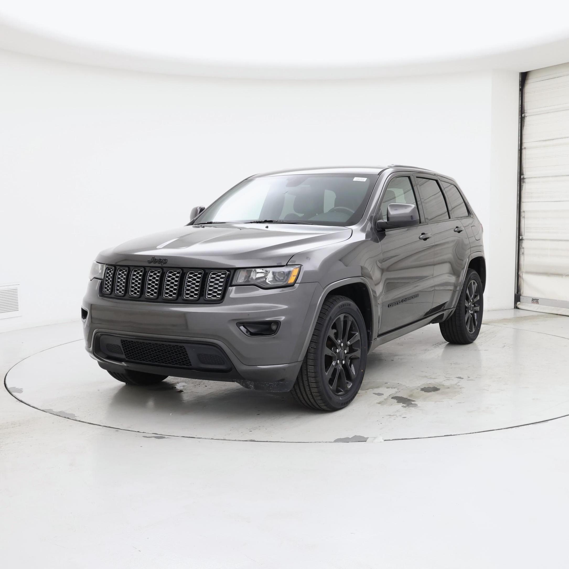 Thumbnail: 2020 Jeep Grand Cherokee - 4