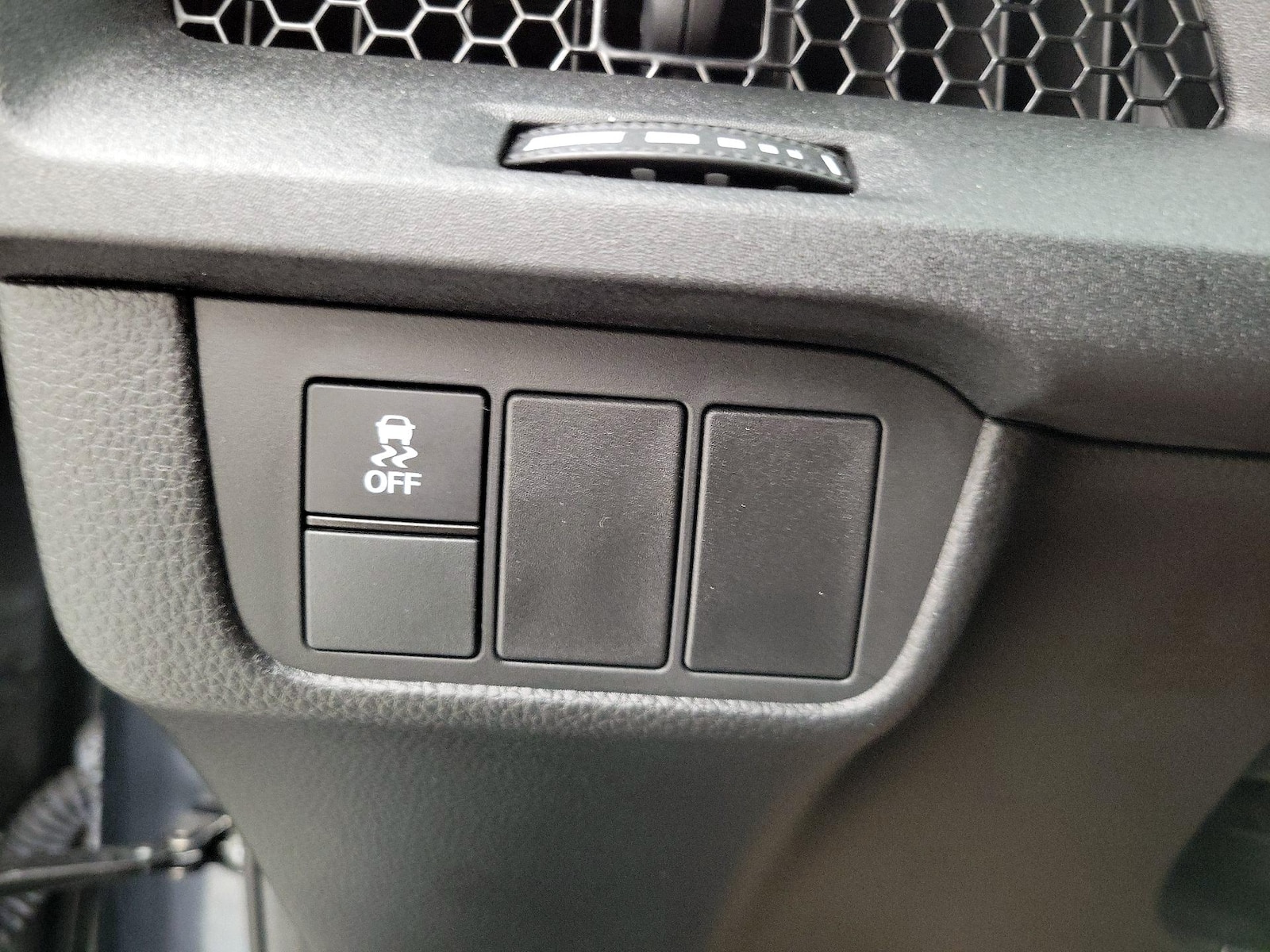 2023 Honda CR-V LX - Photo 14