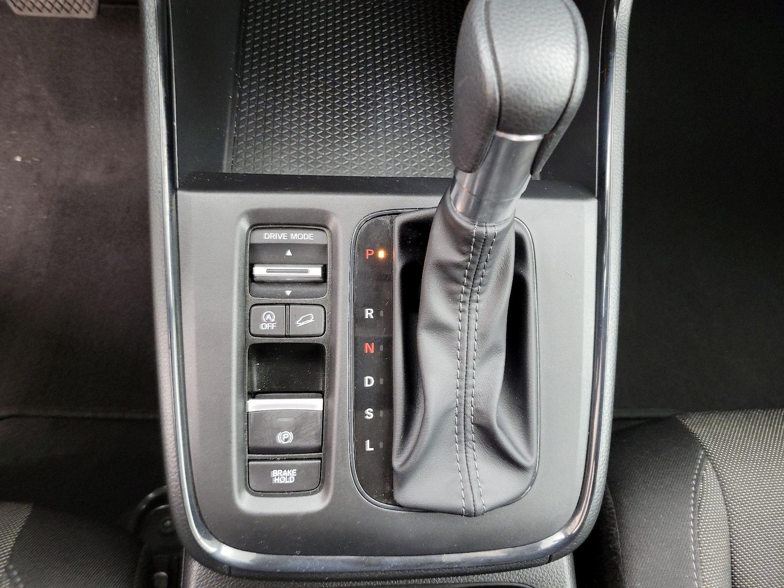 2023 Honda CR-V LX - Photo 18