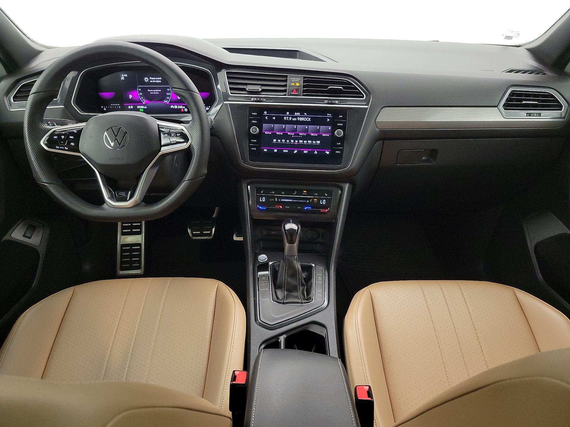 Thumbnail: 2024 Volkswagen Tiguan - 9