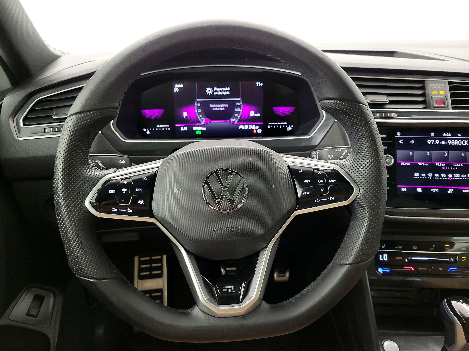 Thumbnail: 2024 Volkswagen Tiguan - 10