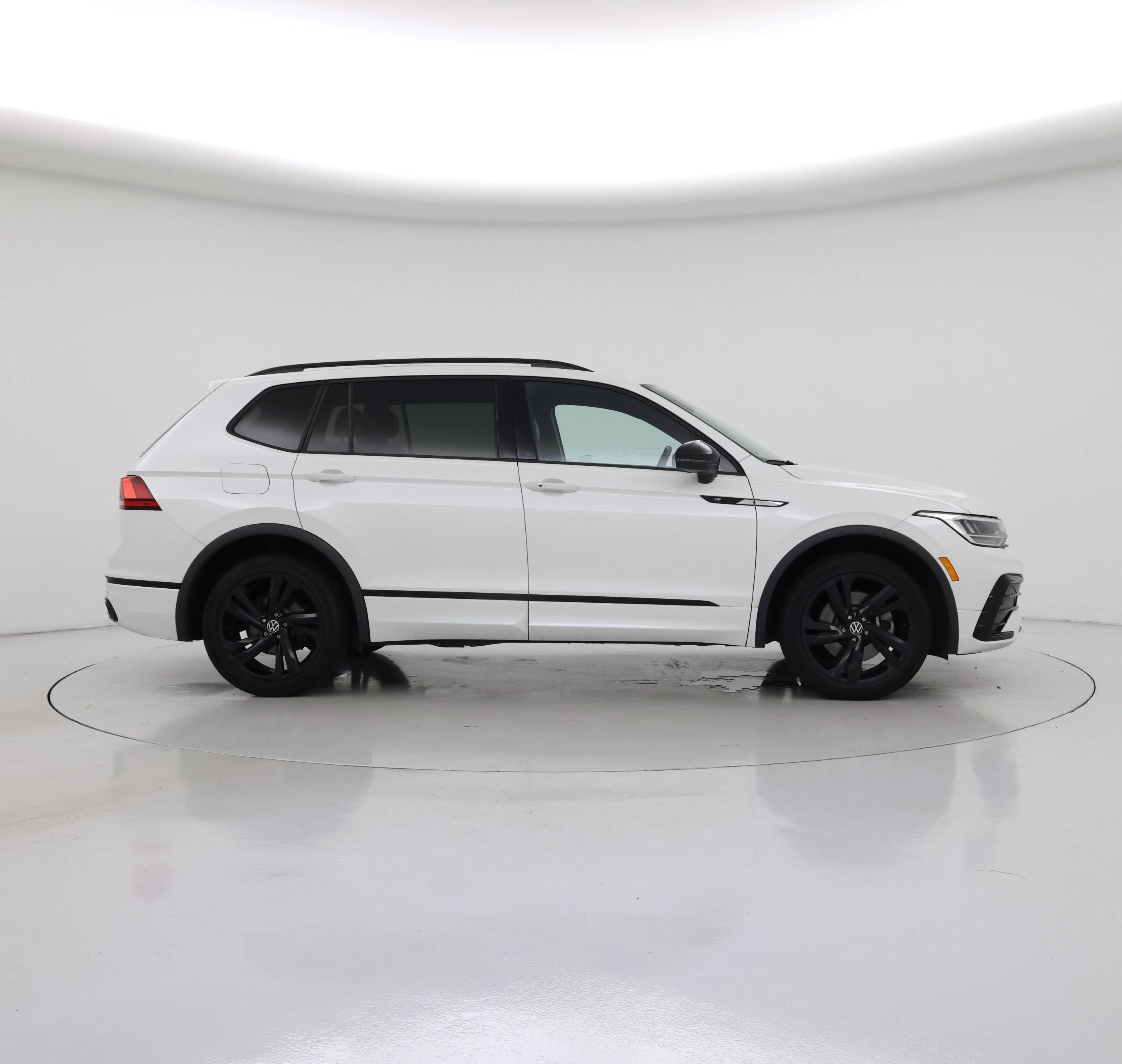 Thumbnail: 2024 Volkswagen Tiguan - 7