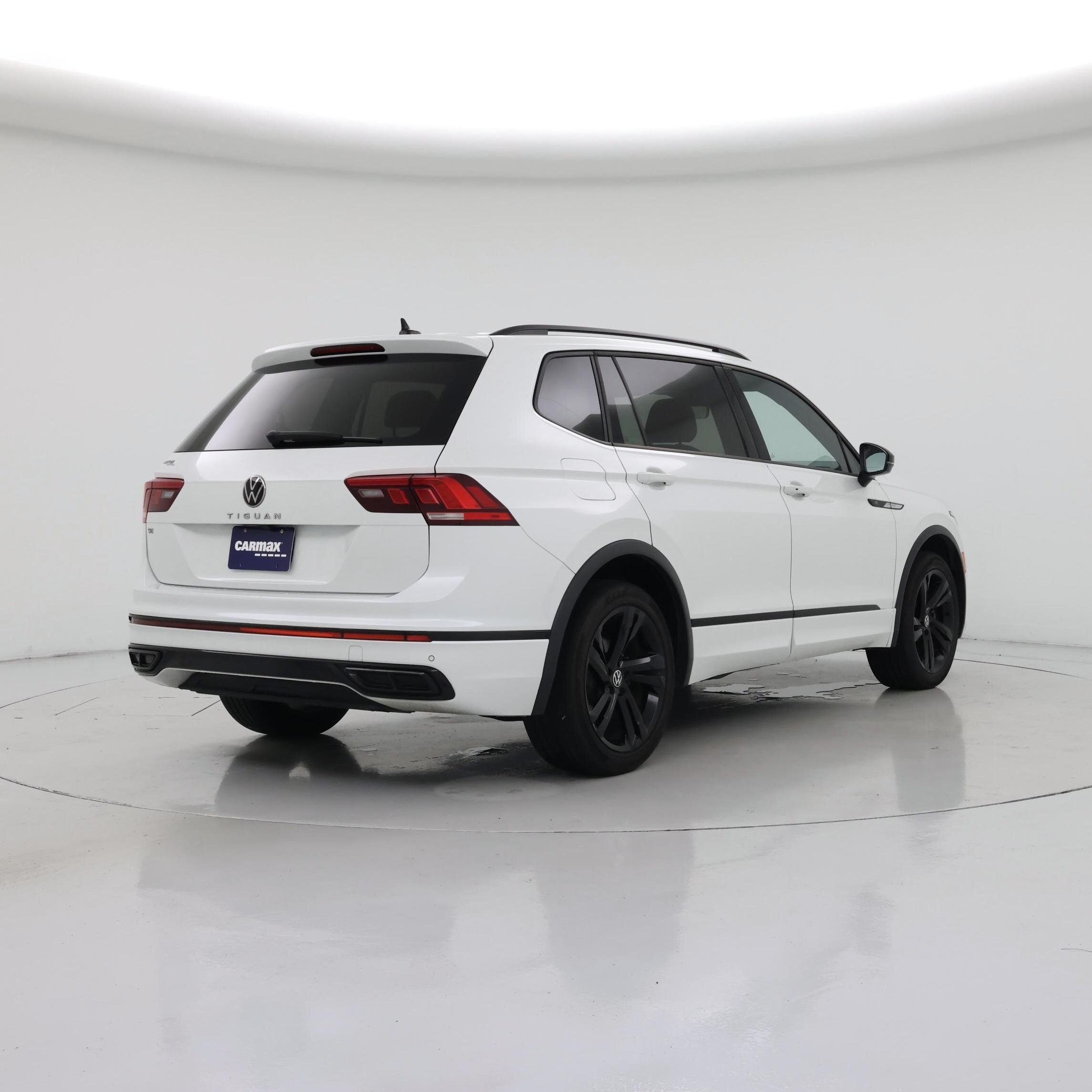 Thumbnail: 2024 Volkswagen Tiguan - 8