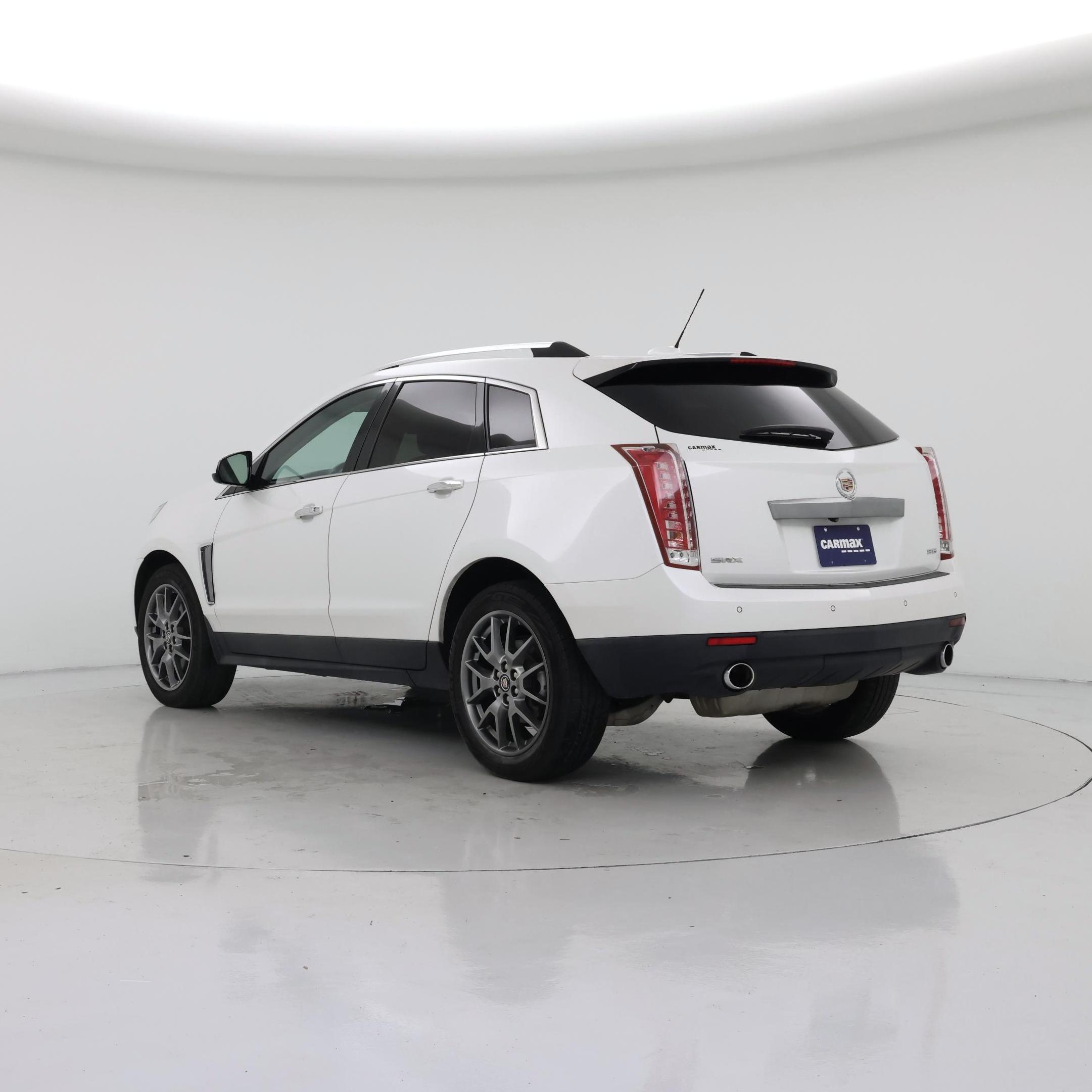 Thumbnail: 2016 Cadillac SRX - 2