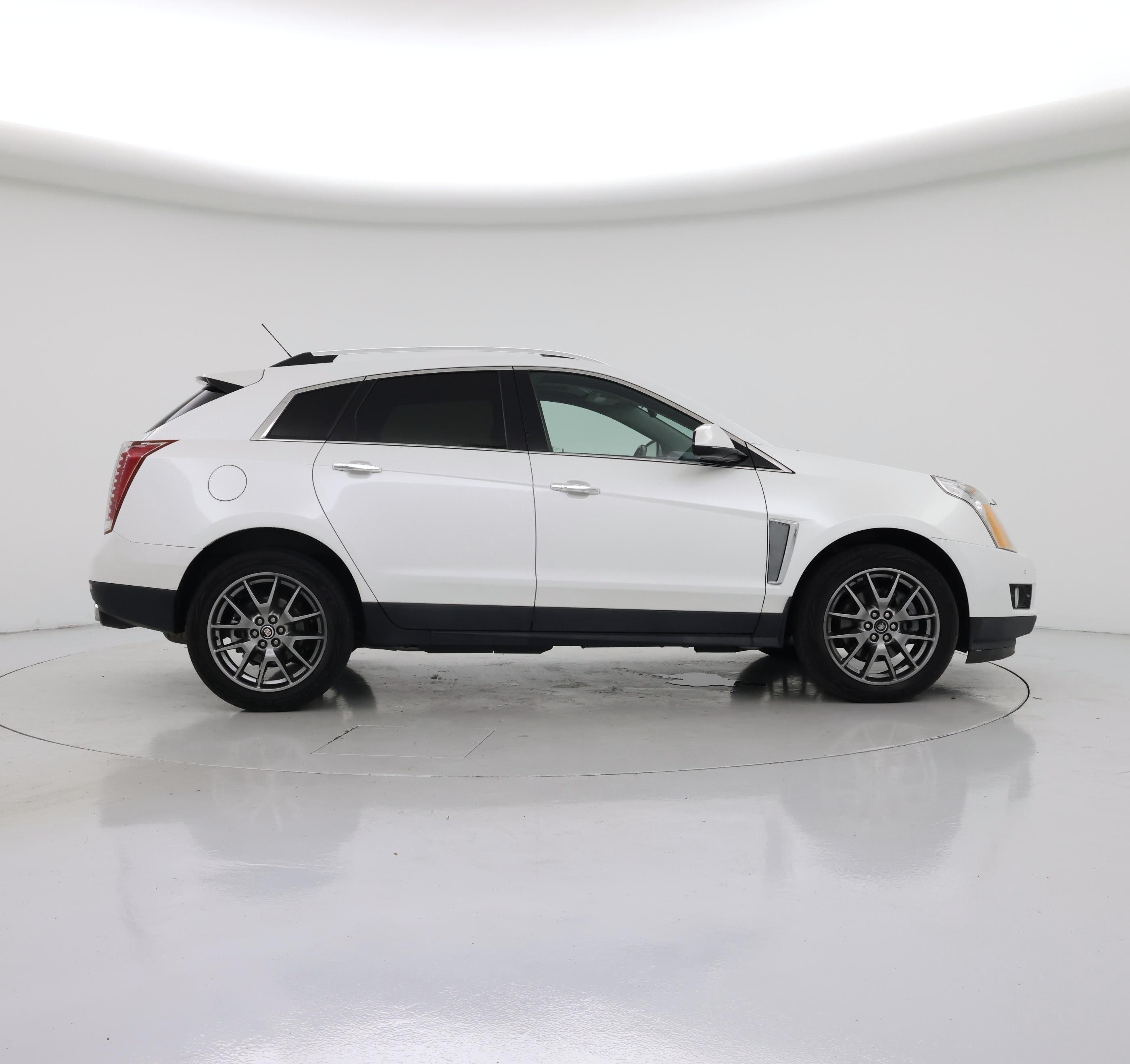 Thumbnail: 2016 Cadillac SRX - 7