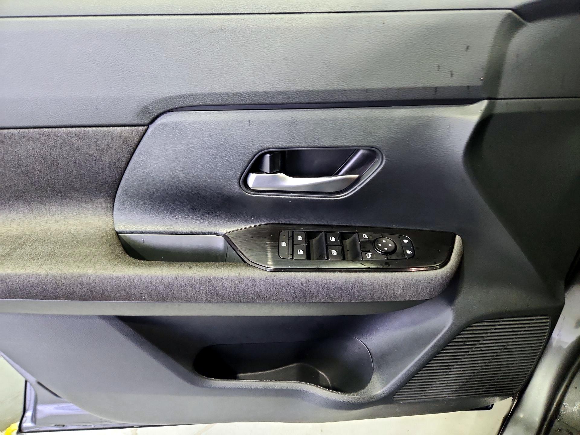 Thumbnail: 2026 Nissan Kicks - 12