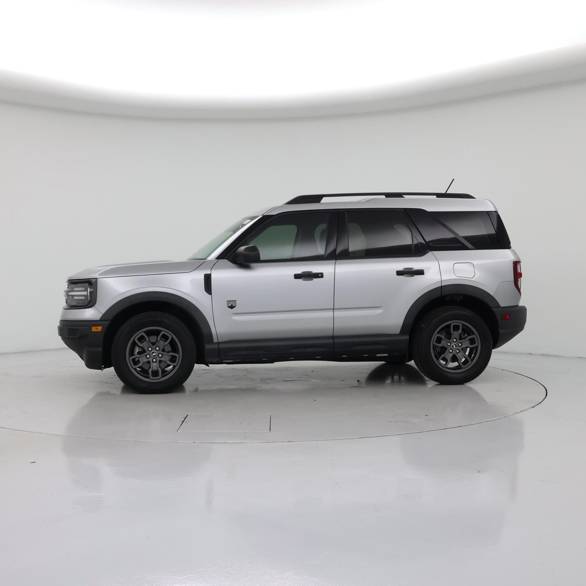 Thumbnail: 2022 Ford Bronco Sport - 3