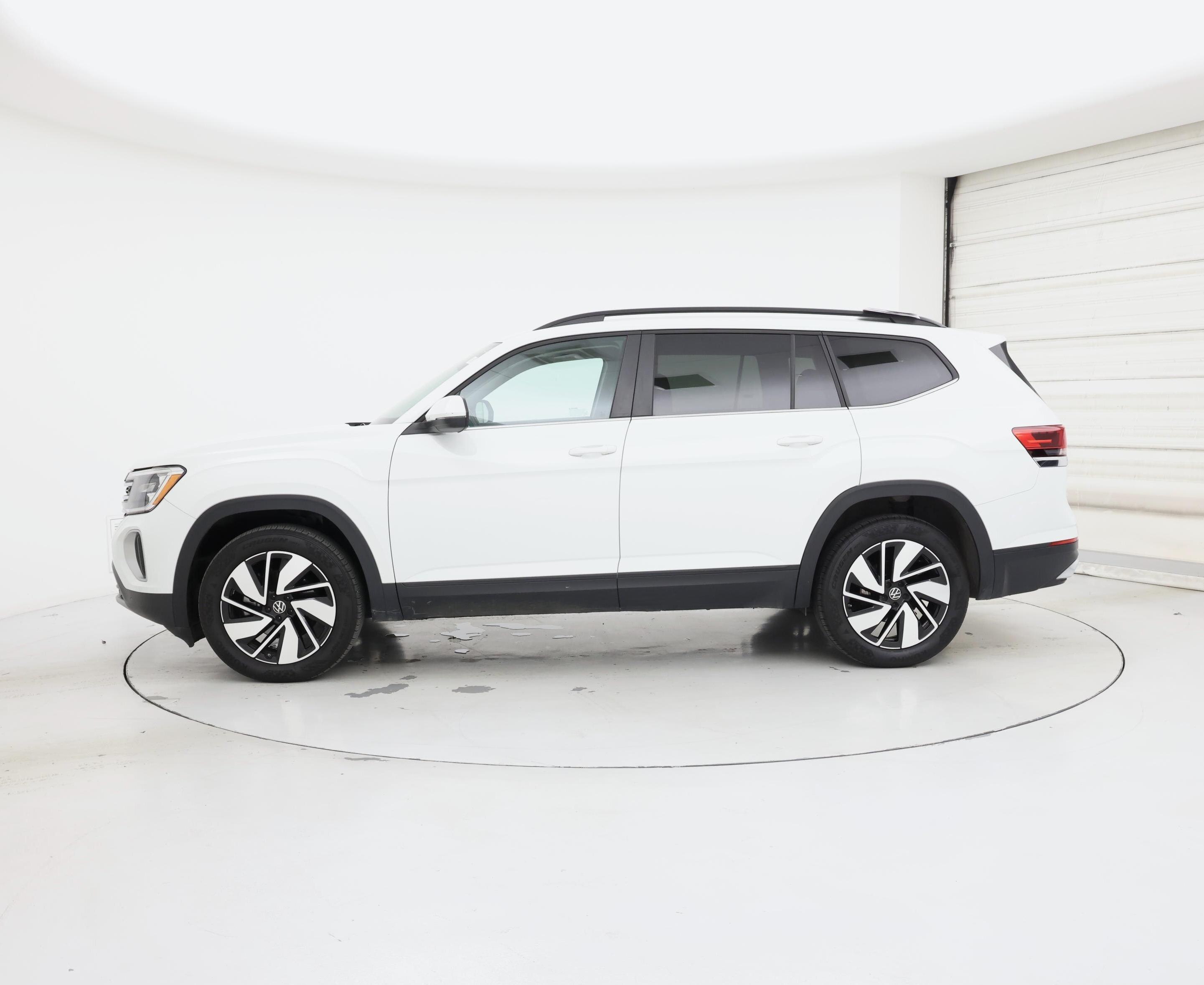 Thumbnail: 2025 Volkswagen Atlas - 3