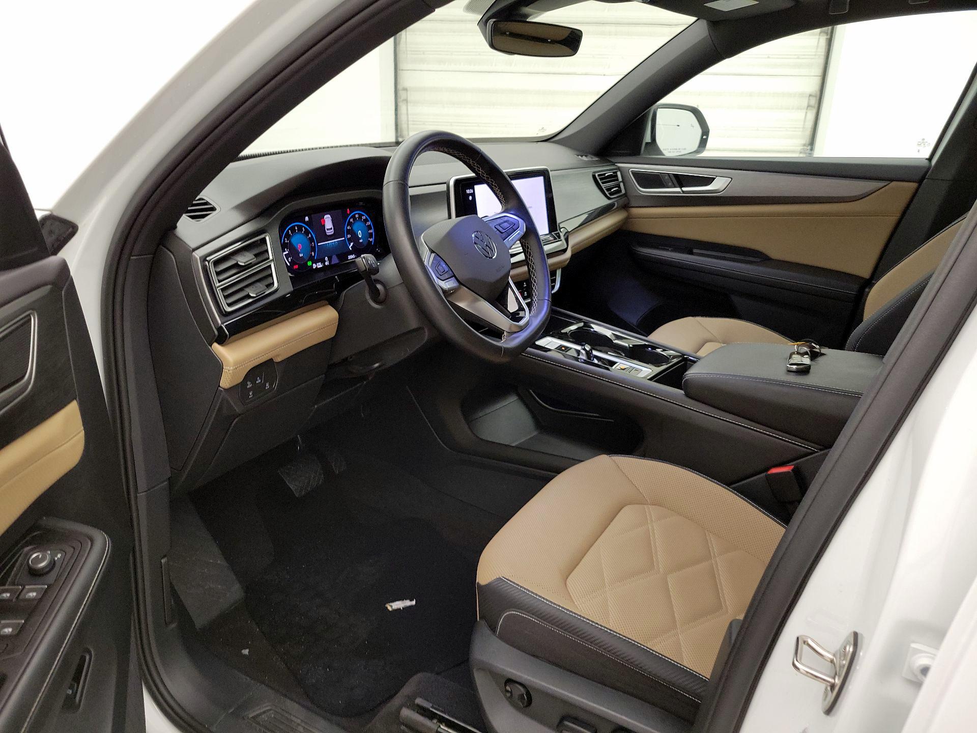 Thumbnail: 2025 Volkswagen Atlas - 11